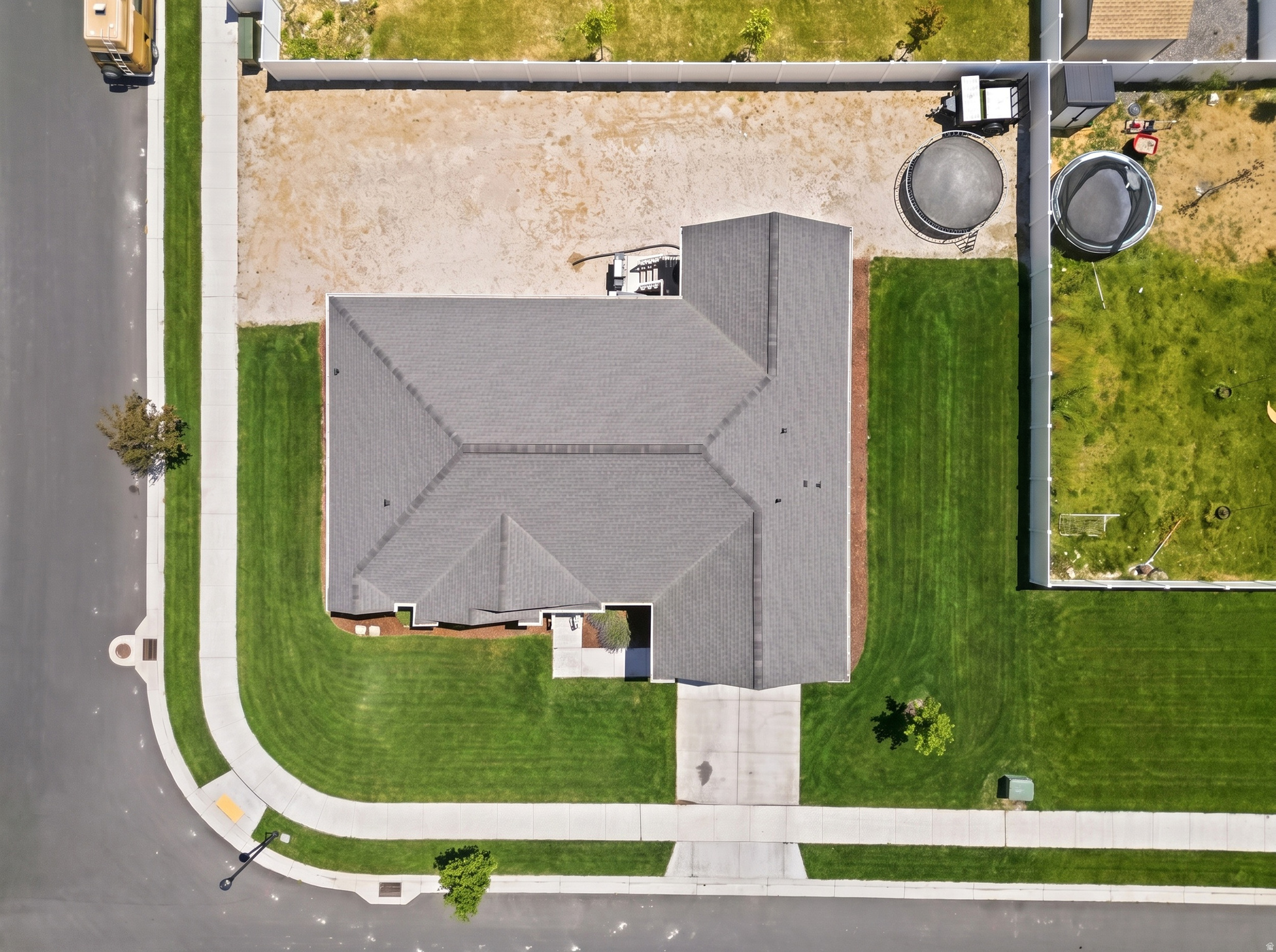 main property photo 47