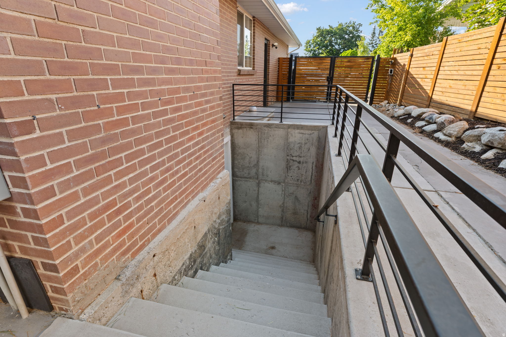 main property photo 60