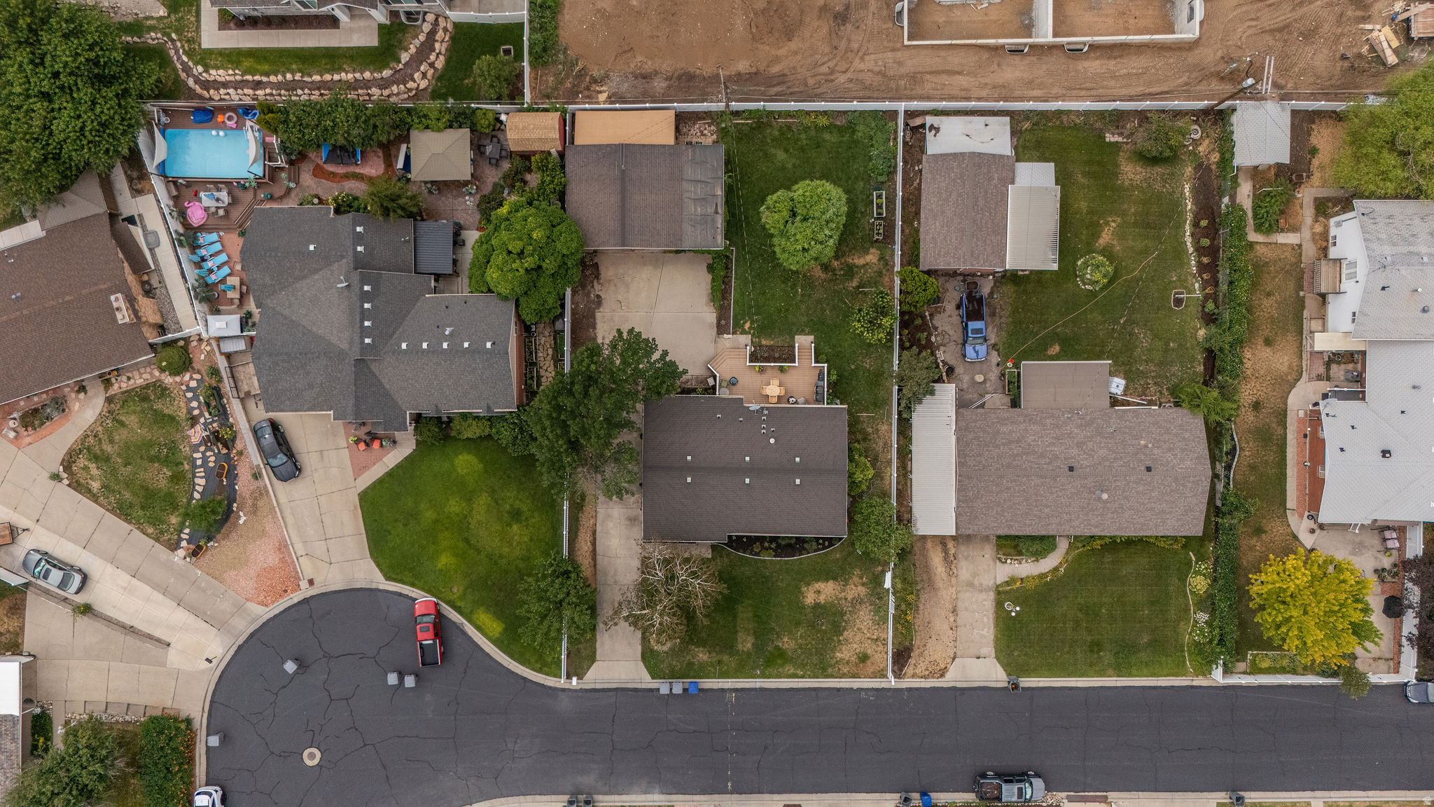 main property photo 24
