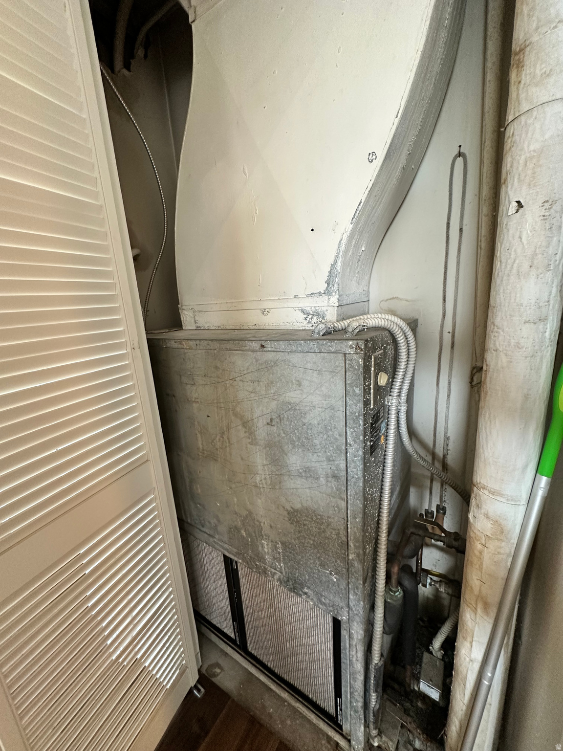 main property photo 26