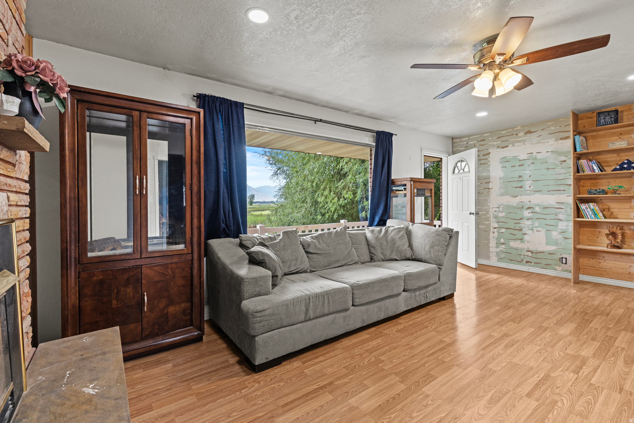main property photo 3