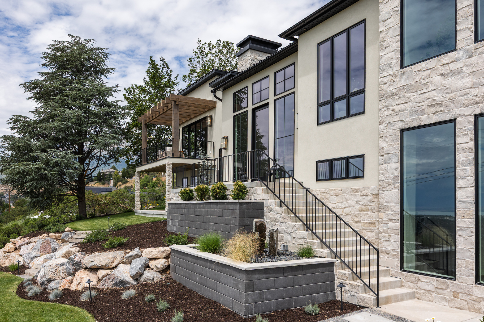 main property photo 57