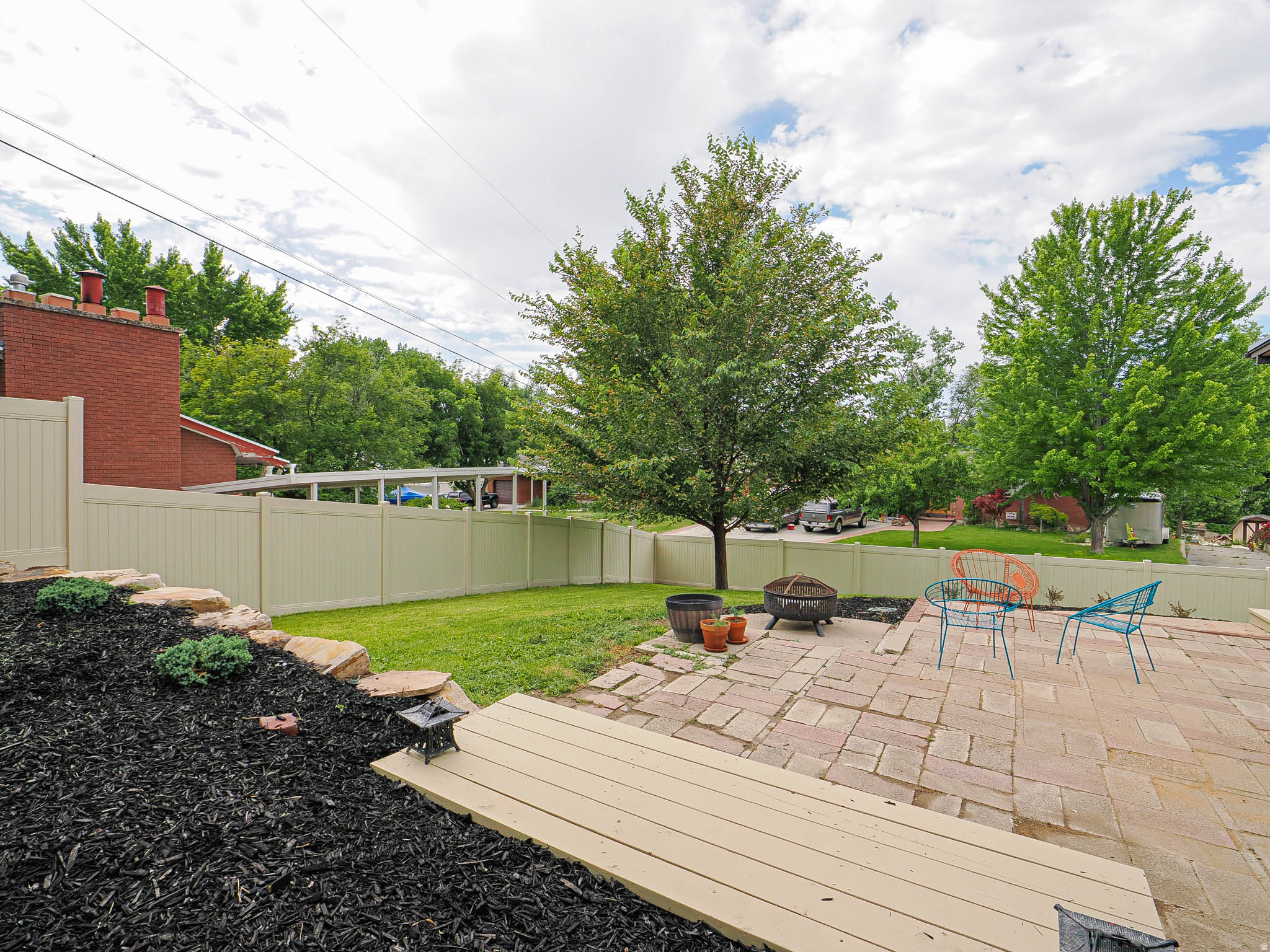 main property photo 39