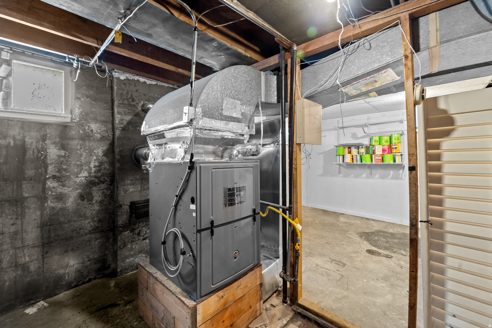 main property photo 32