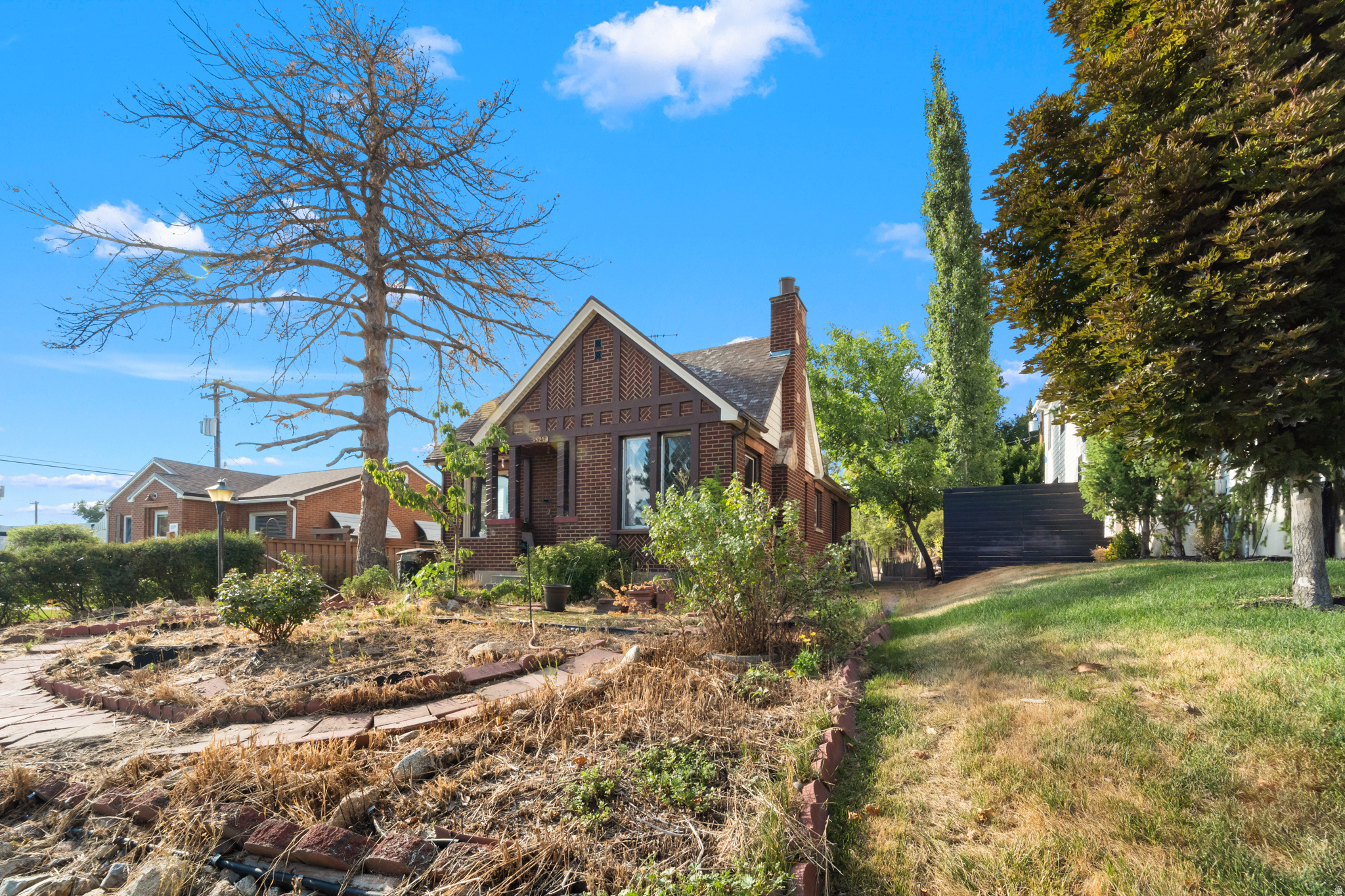 main property photo 41