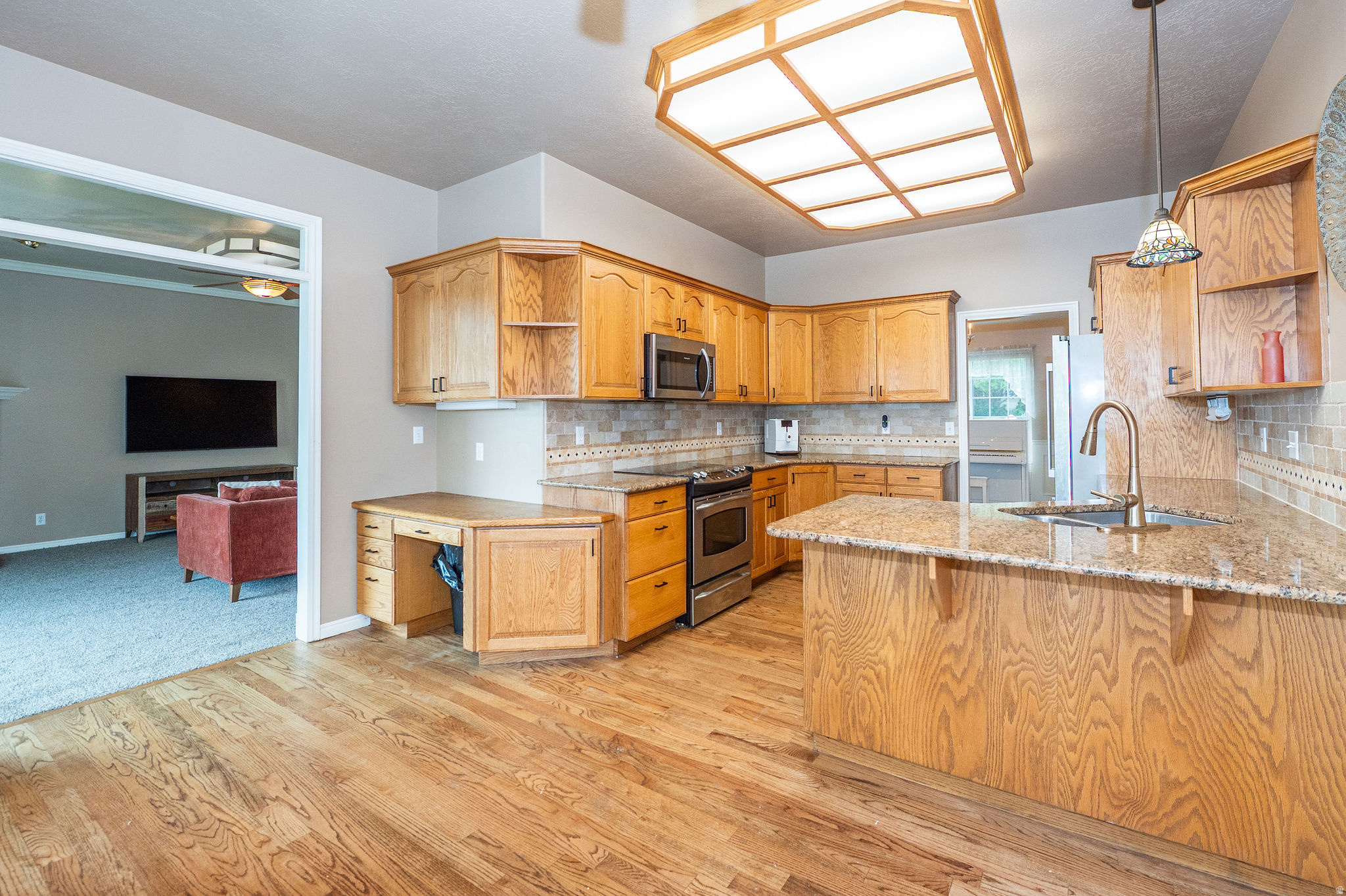 main property photo 35