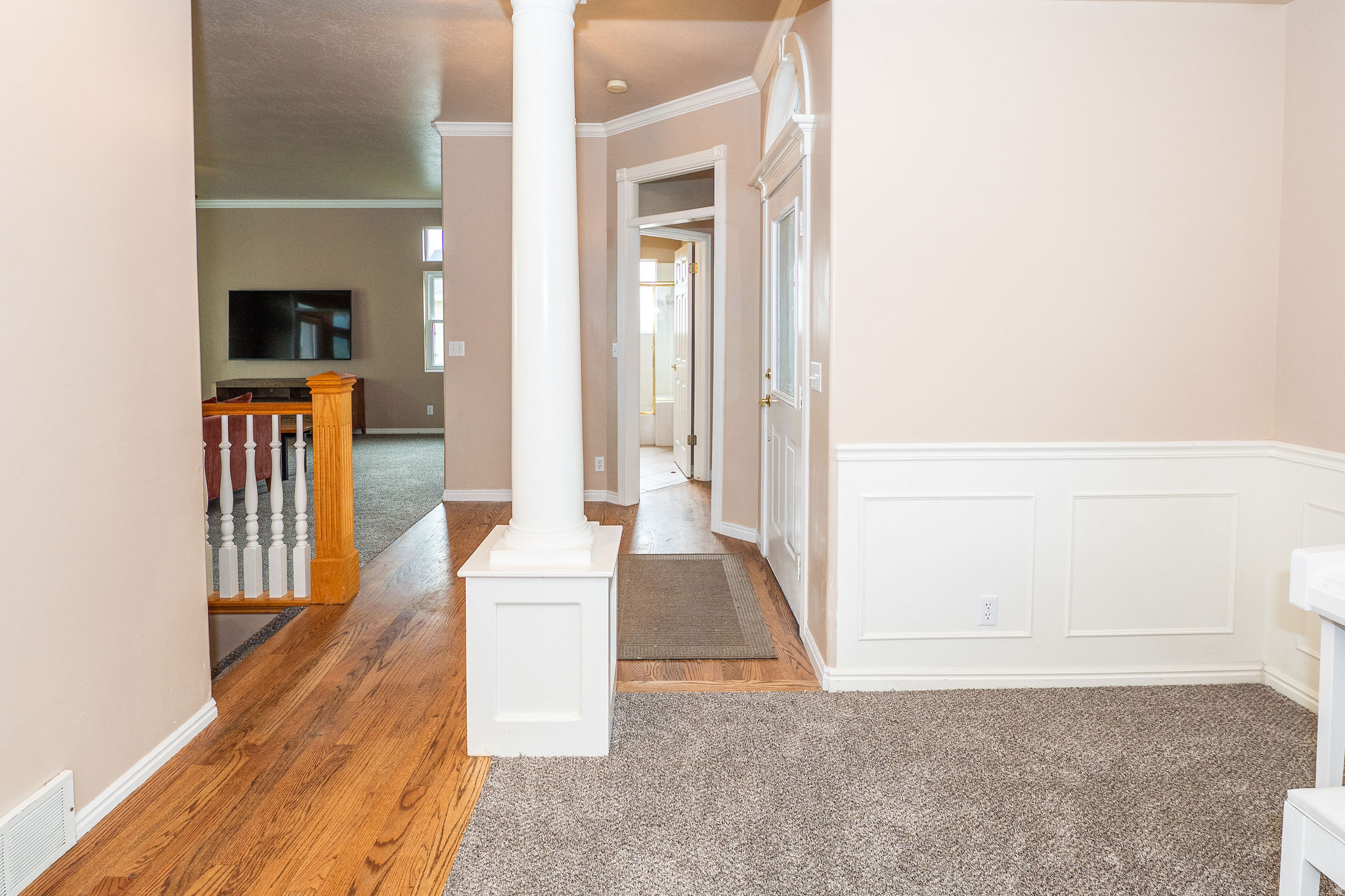 main property photo 45