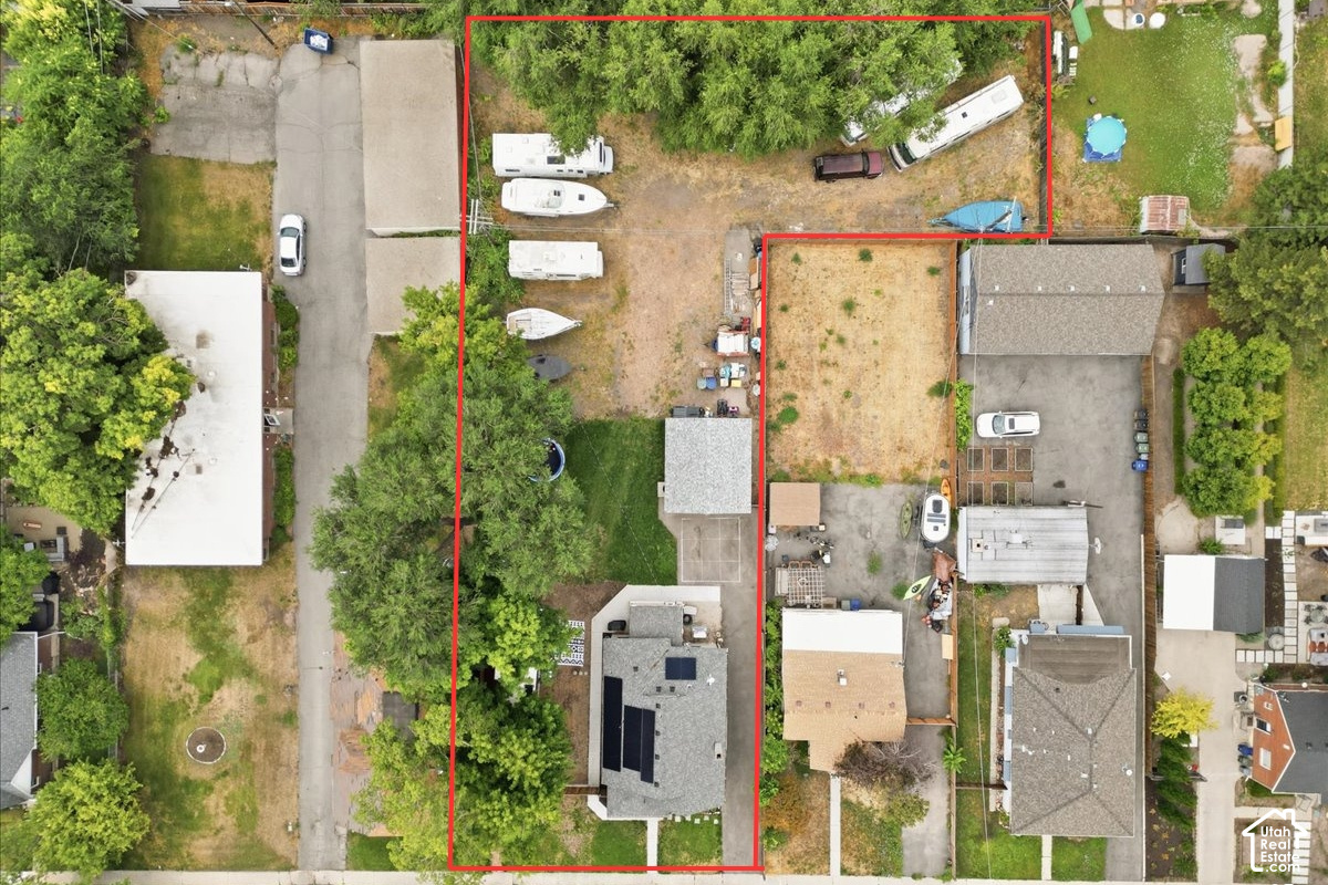 main property photo 60