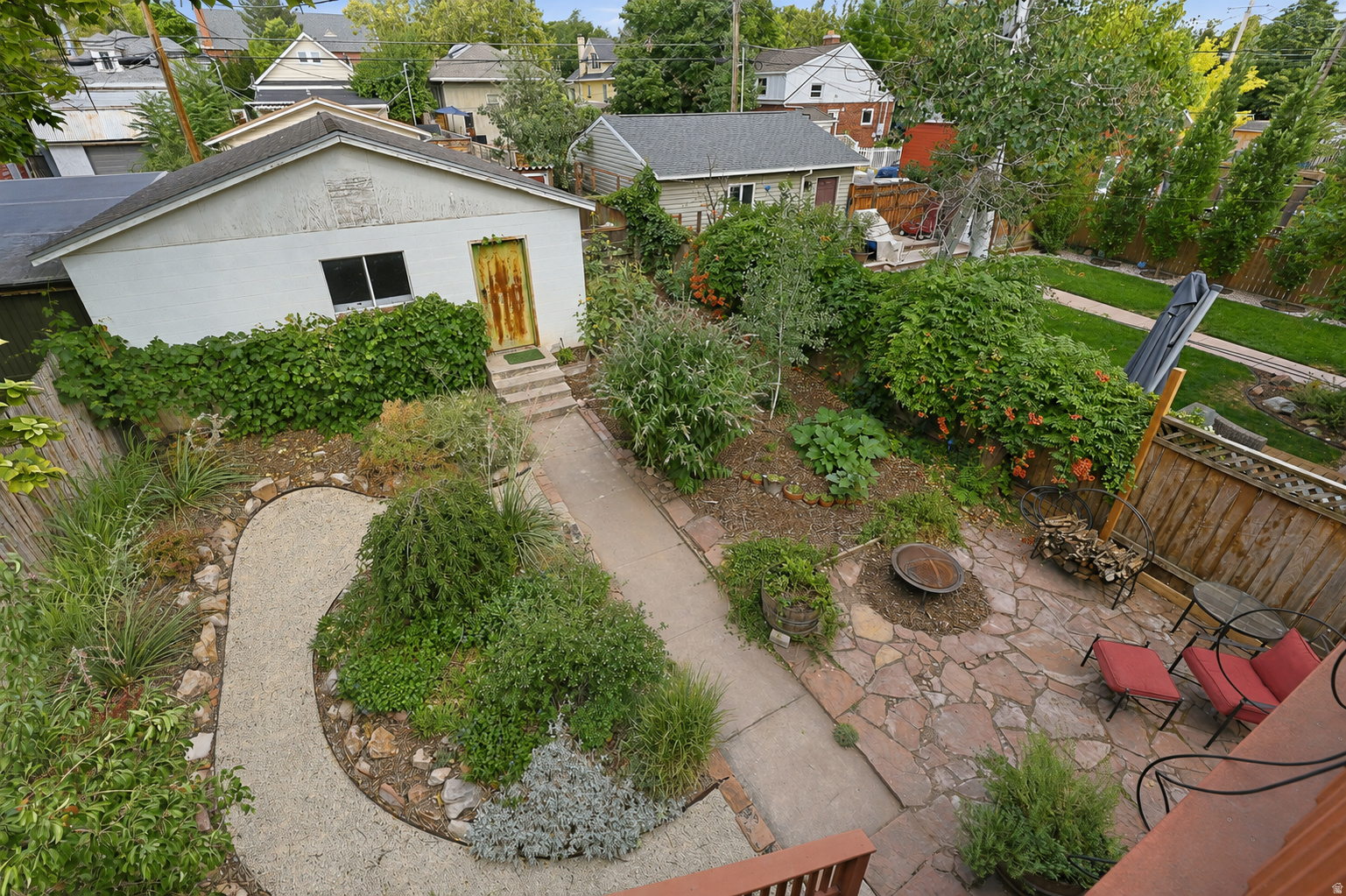 main property photo 1