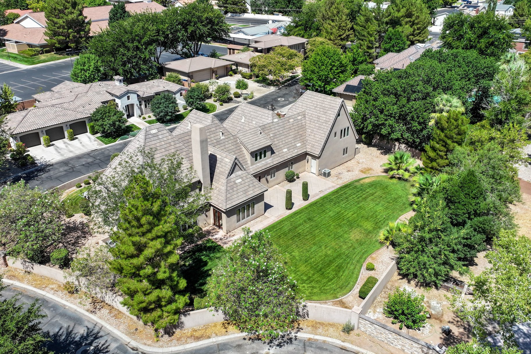 main property photo 75