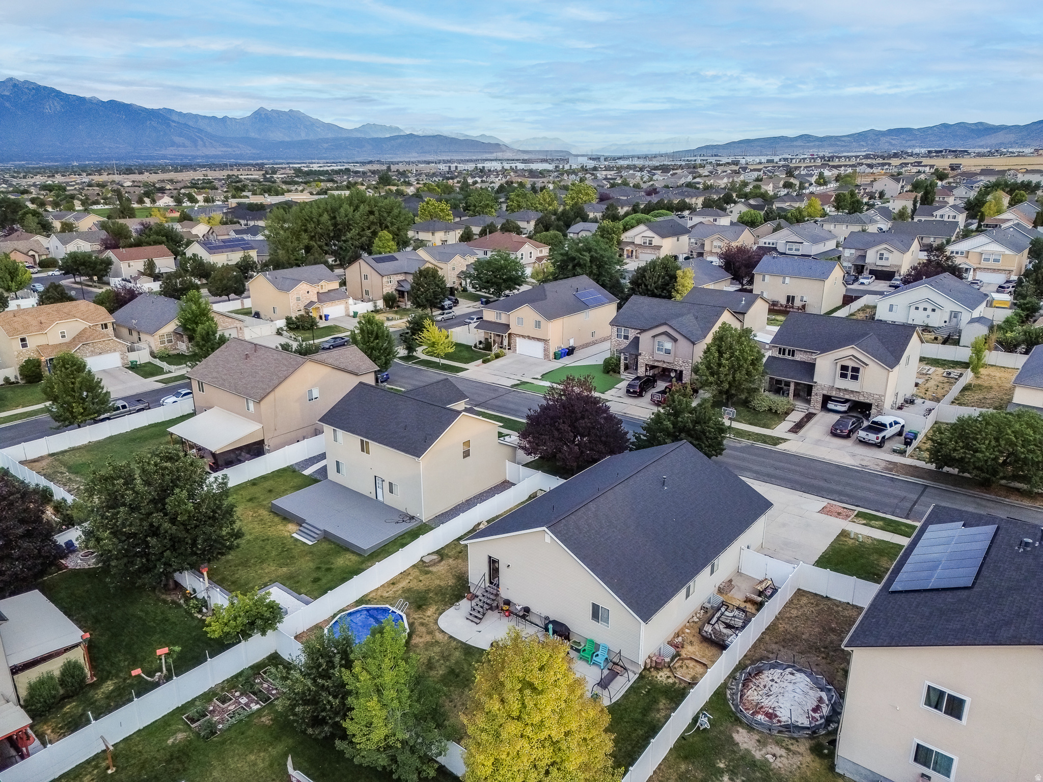 main property photo 40