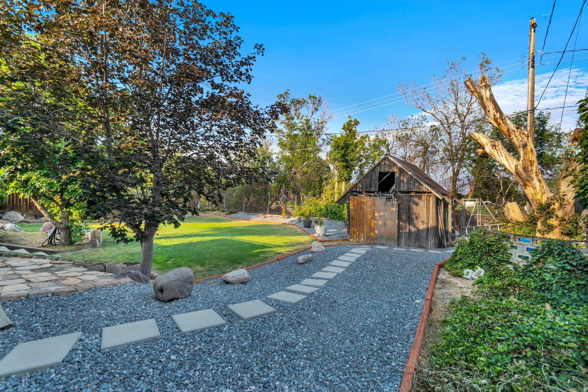 main property photo 21