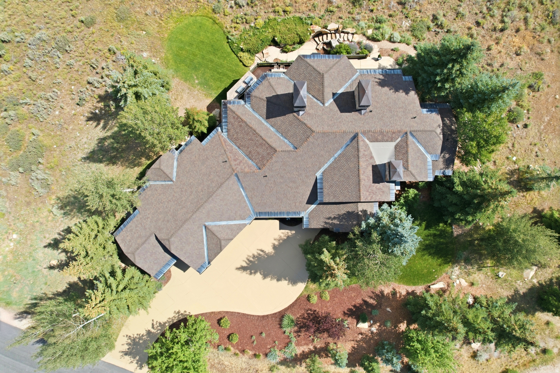 main property photo 80