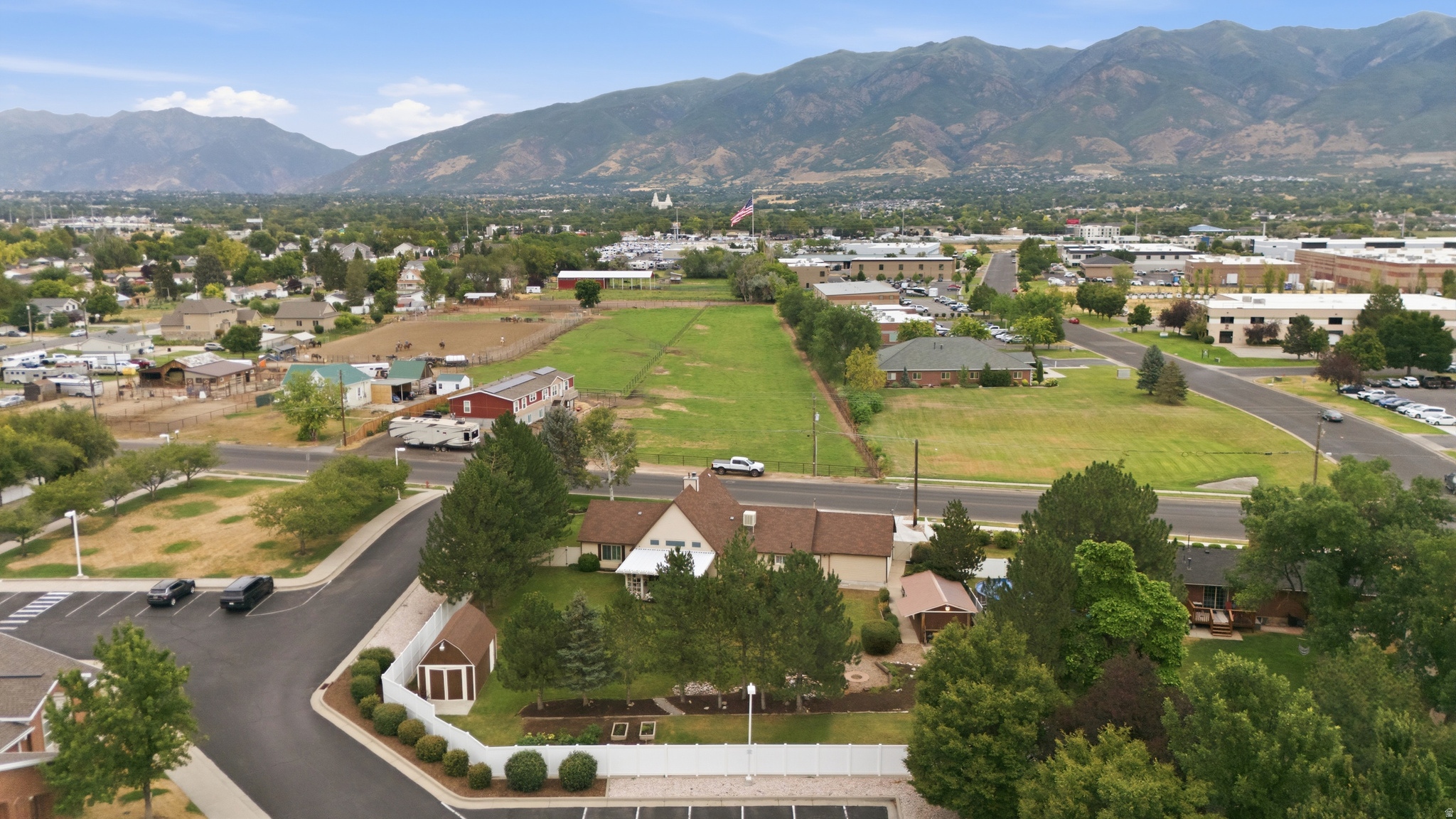 main property photo 29