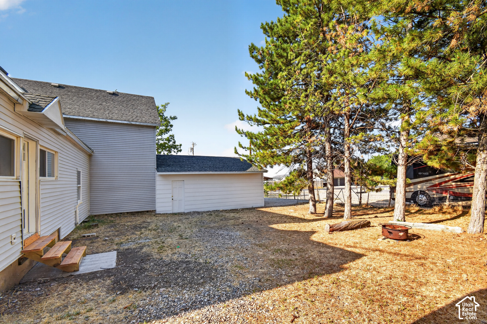 main property photo 64