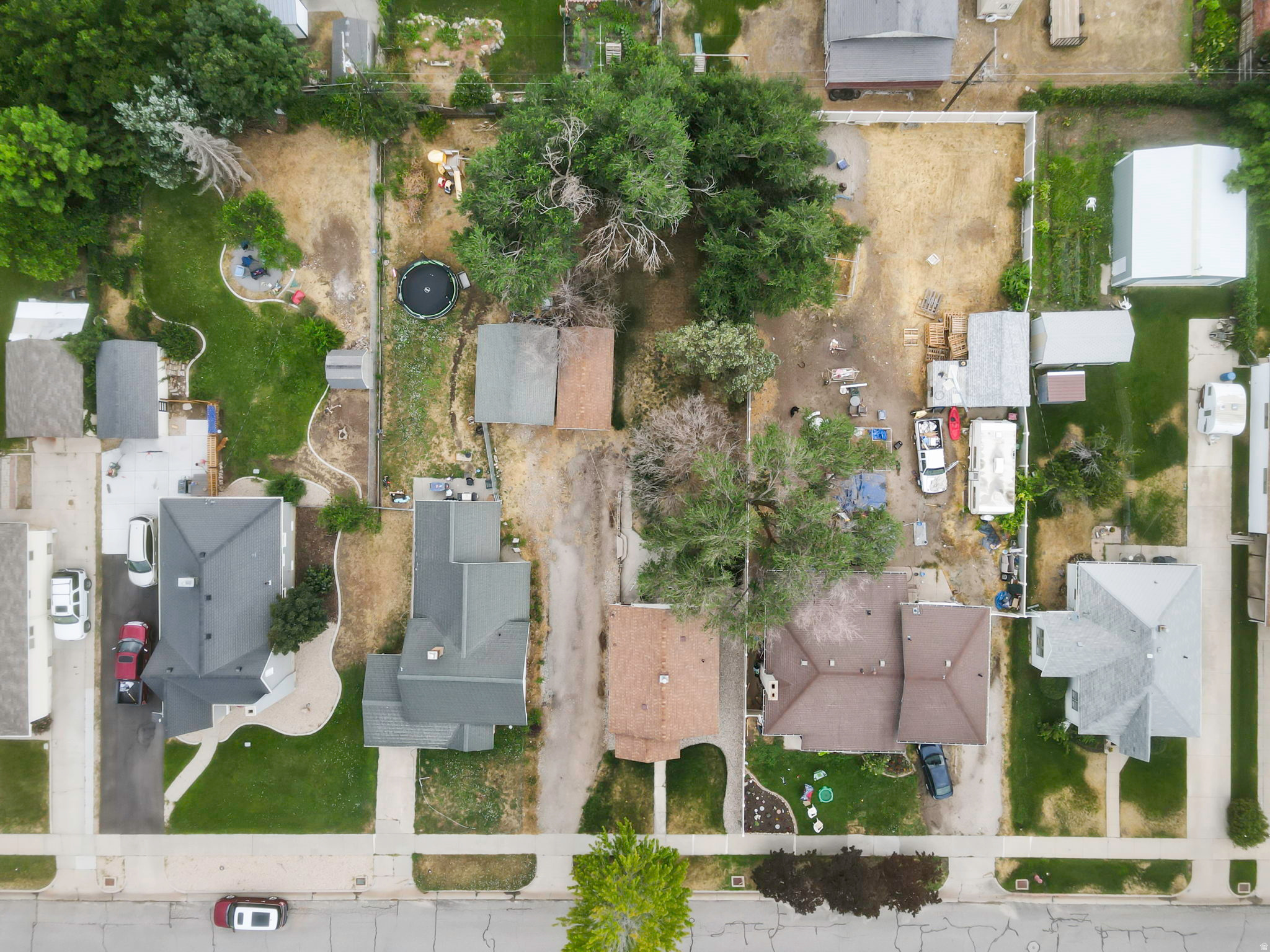 main property photo 29