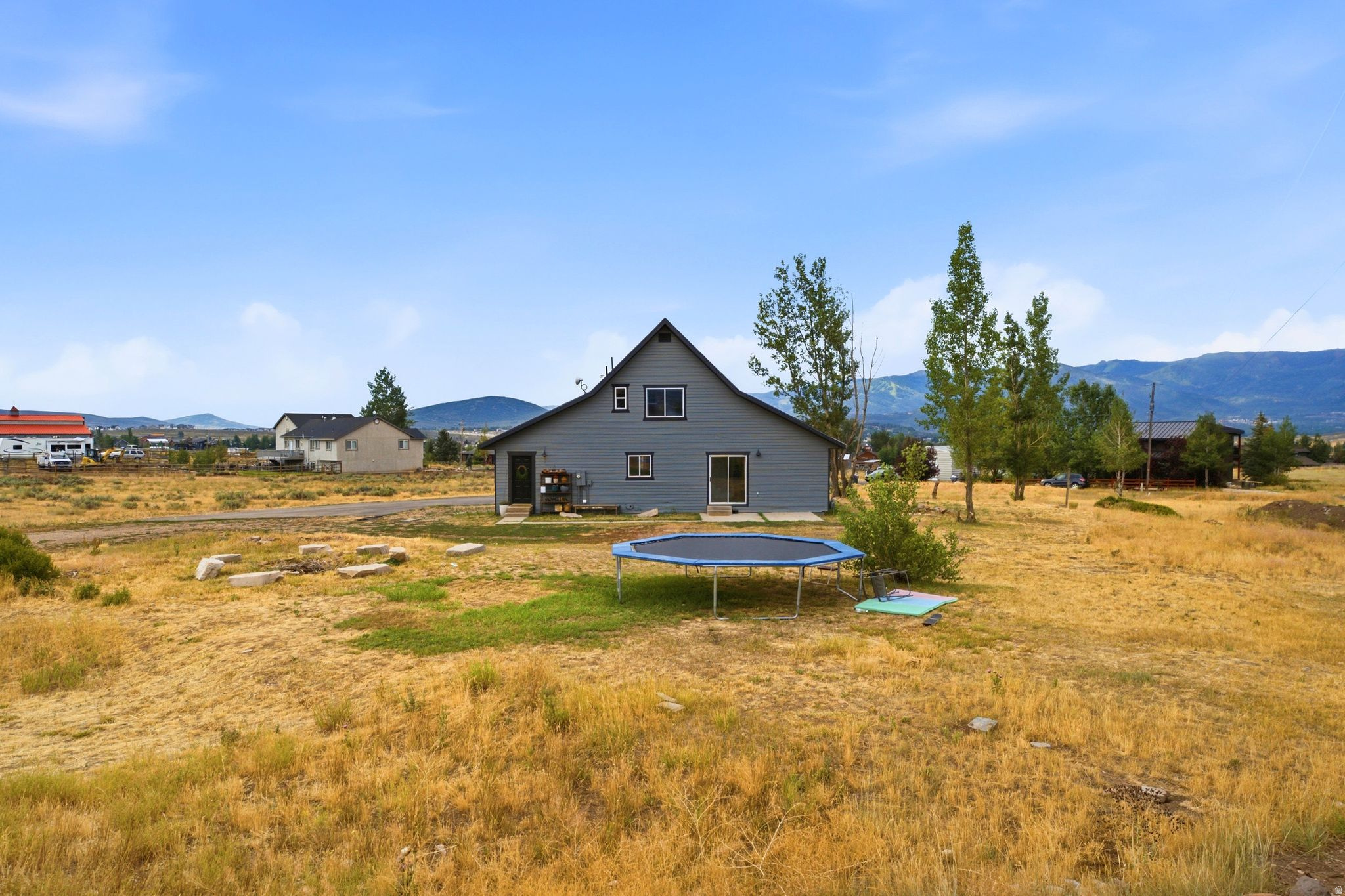 main property photo 40