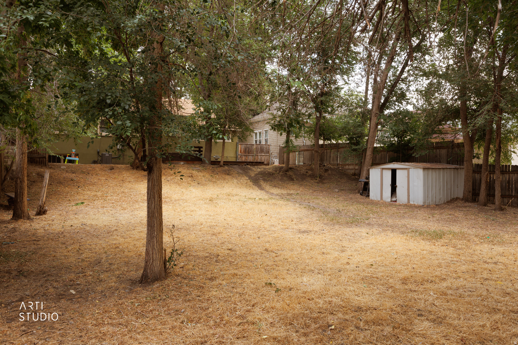 main property photo 32