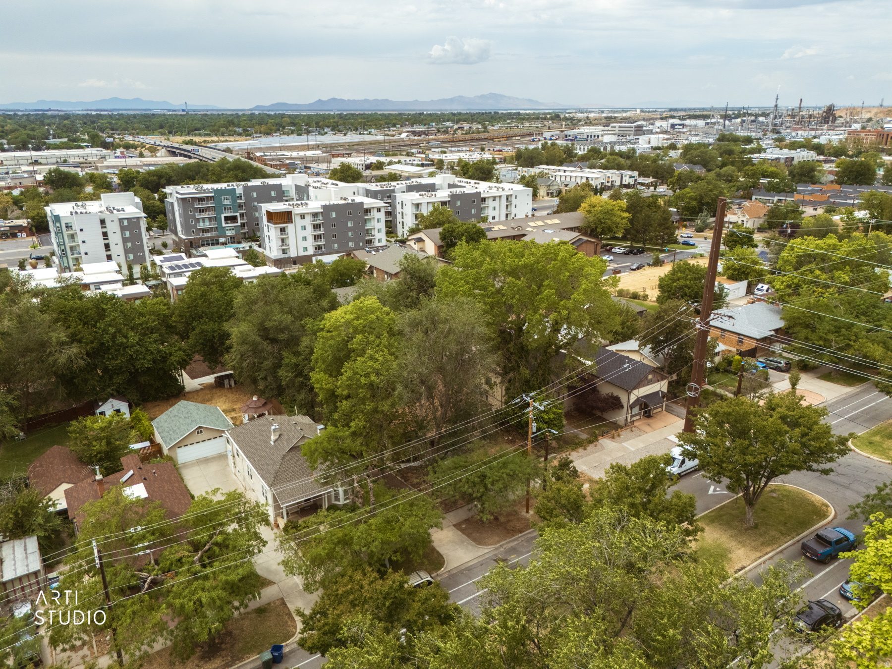 main property photo 37