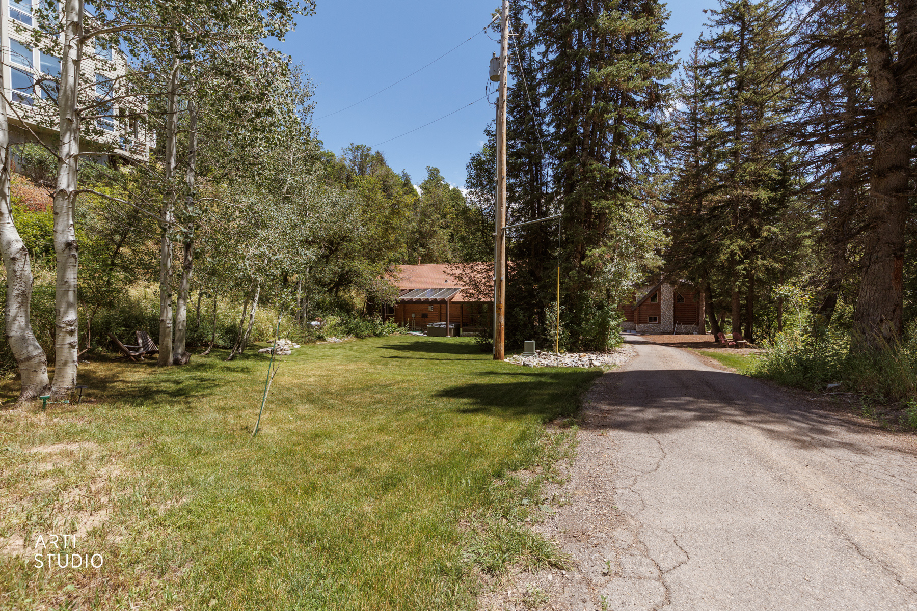 main property photo 33