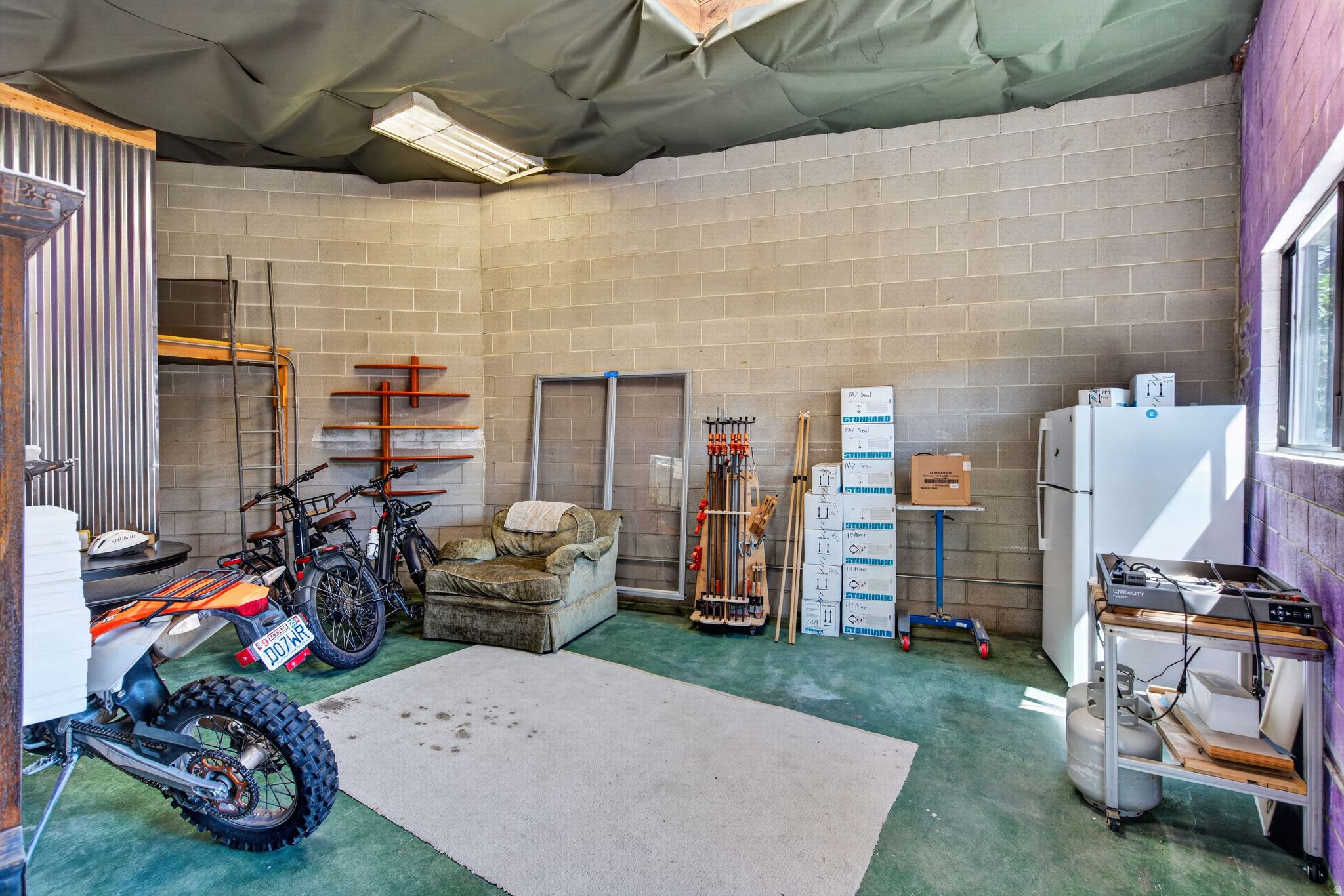 main property photo 35