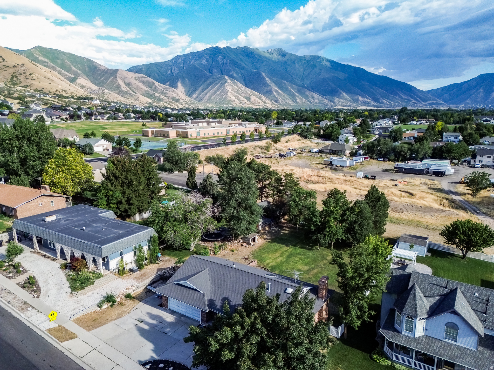 main property photo 41