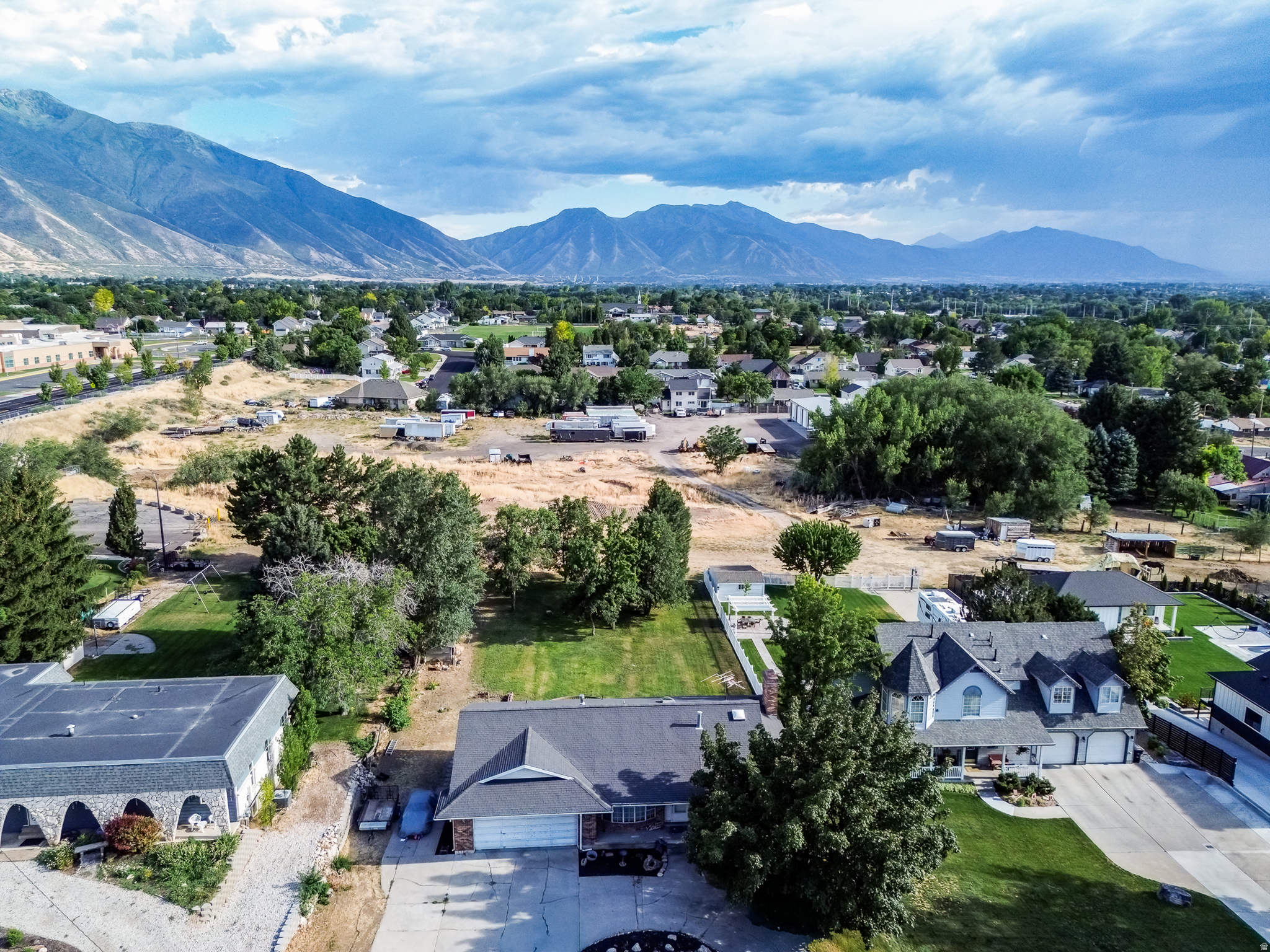 main property photo 42