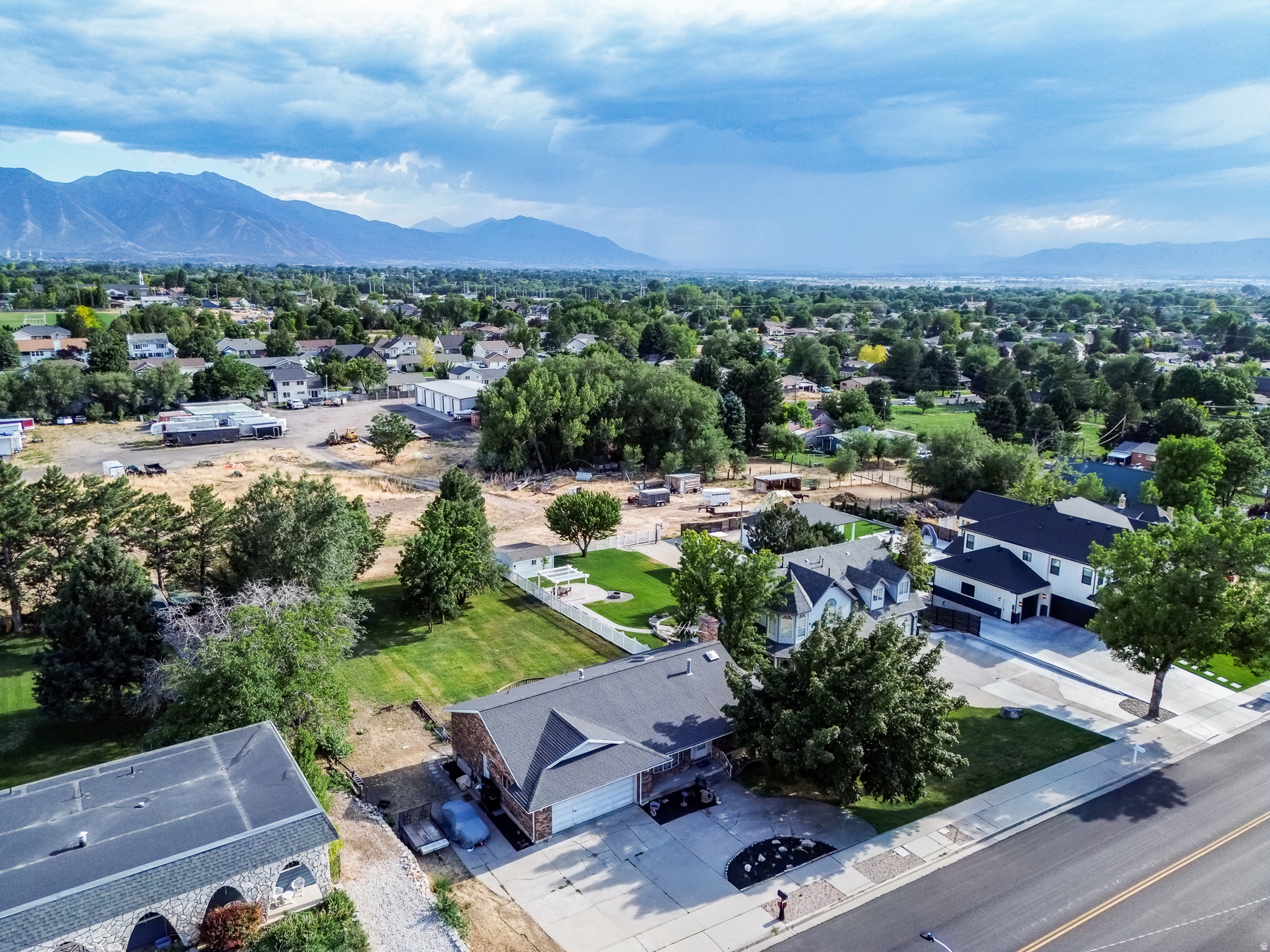 main property photo 43