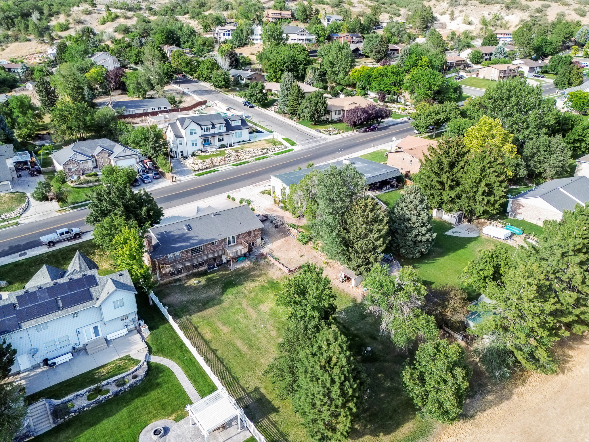 main property photo 44
