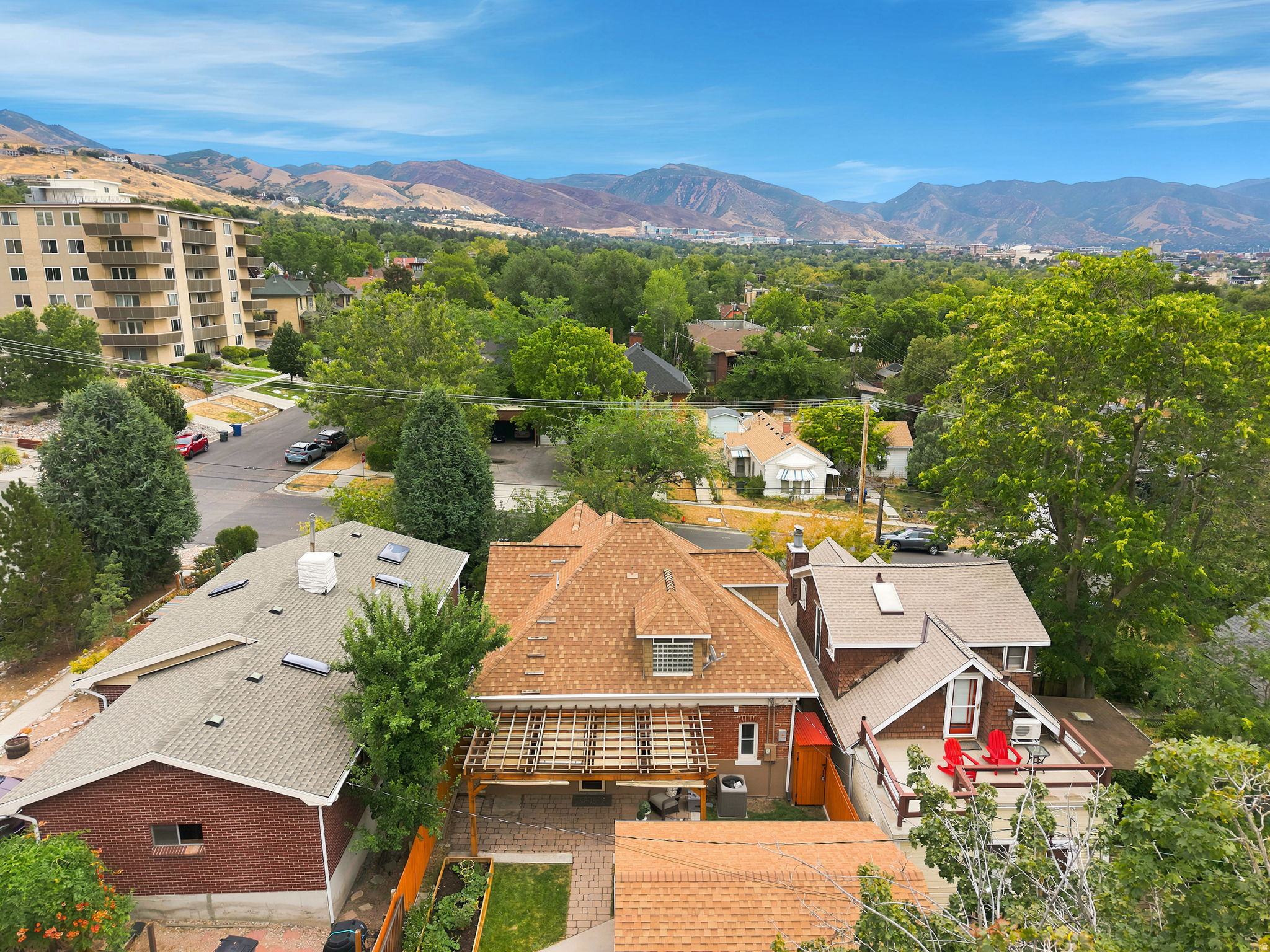 main property photo 48