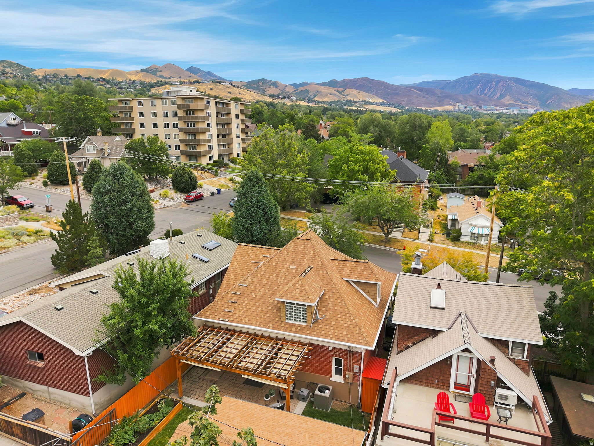 main property photo 49