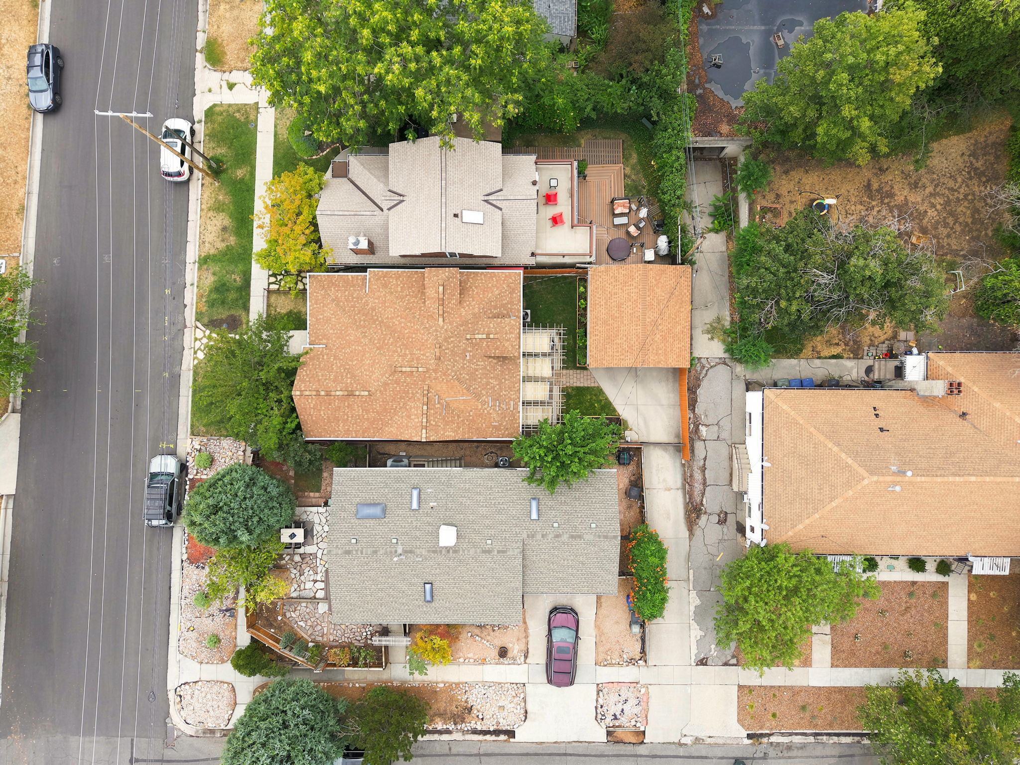 main property photo 50