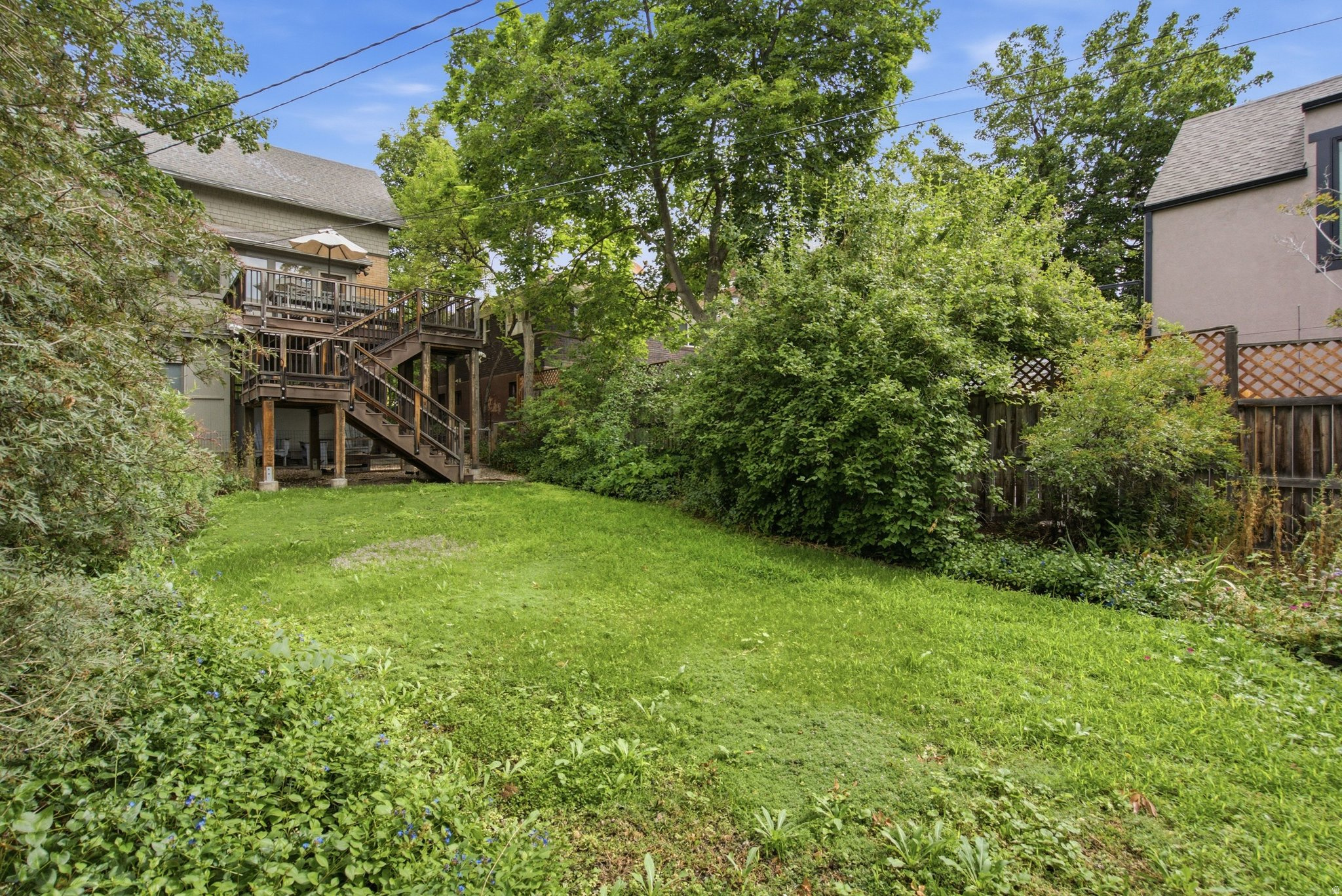 main property photo 45