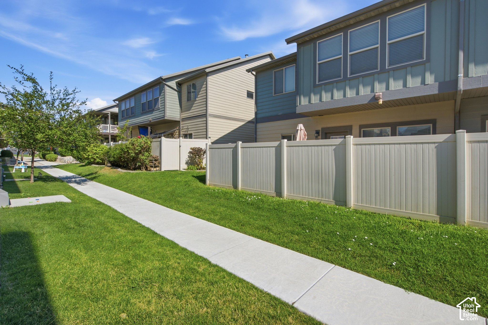 main property photo 74