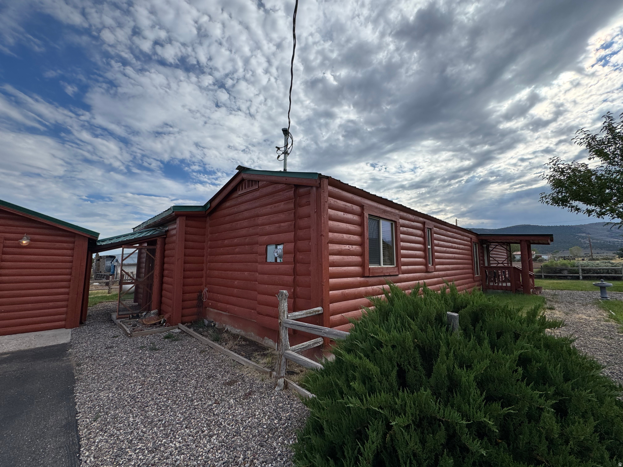 main property photo 23