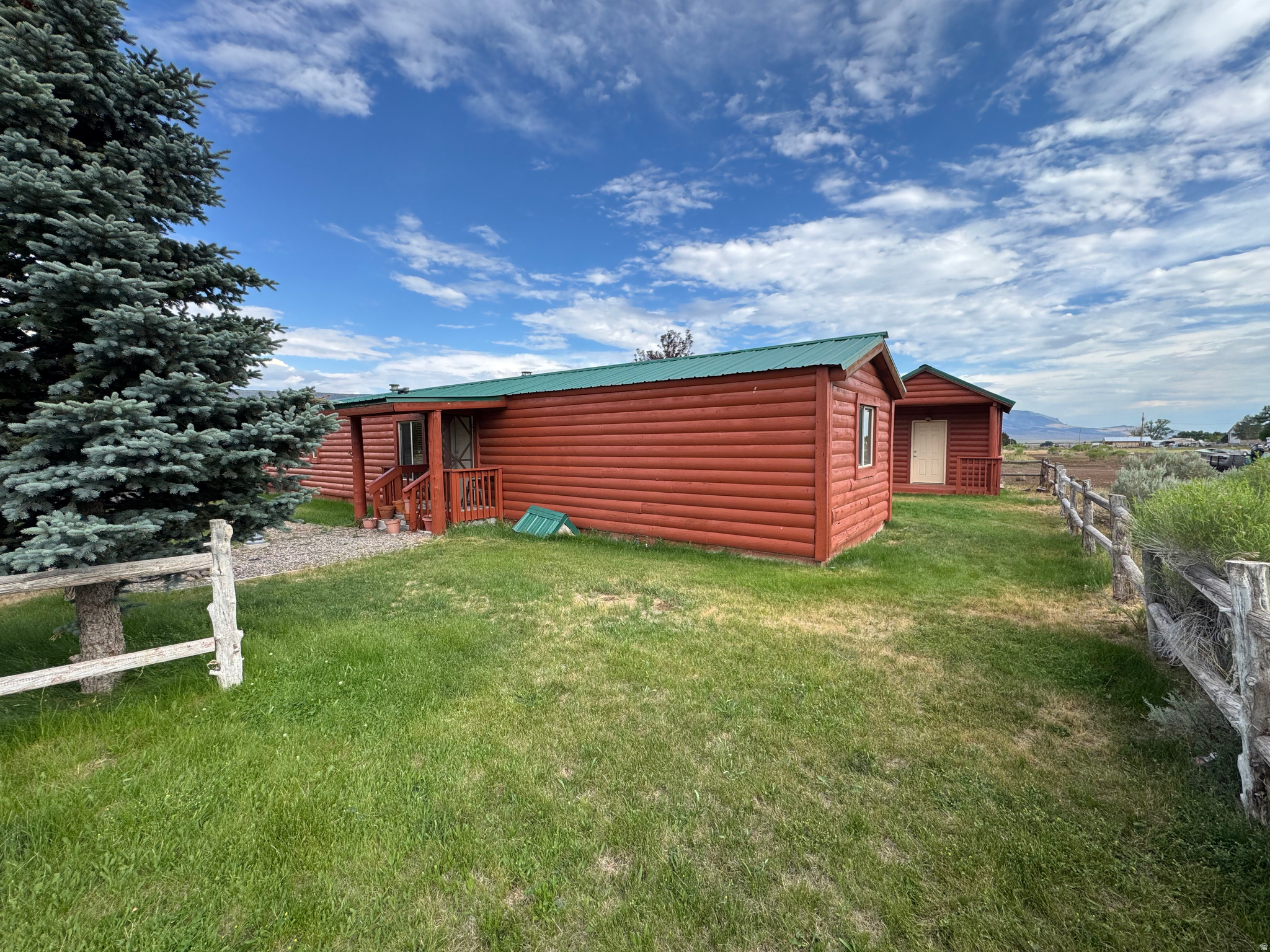 main property photo 37
