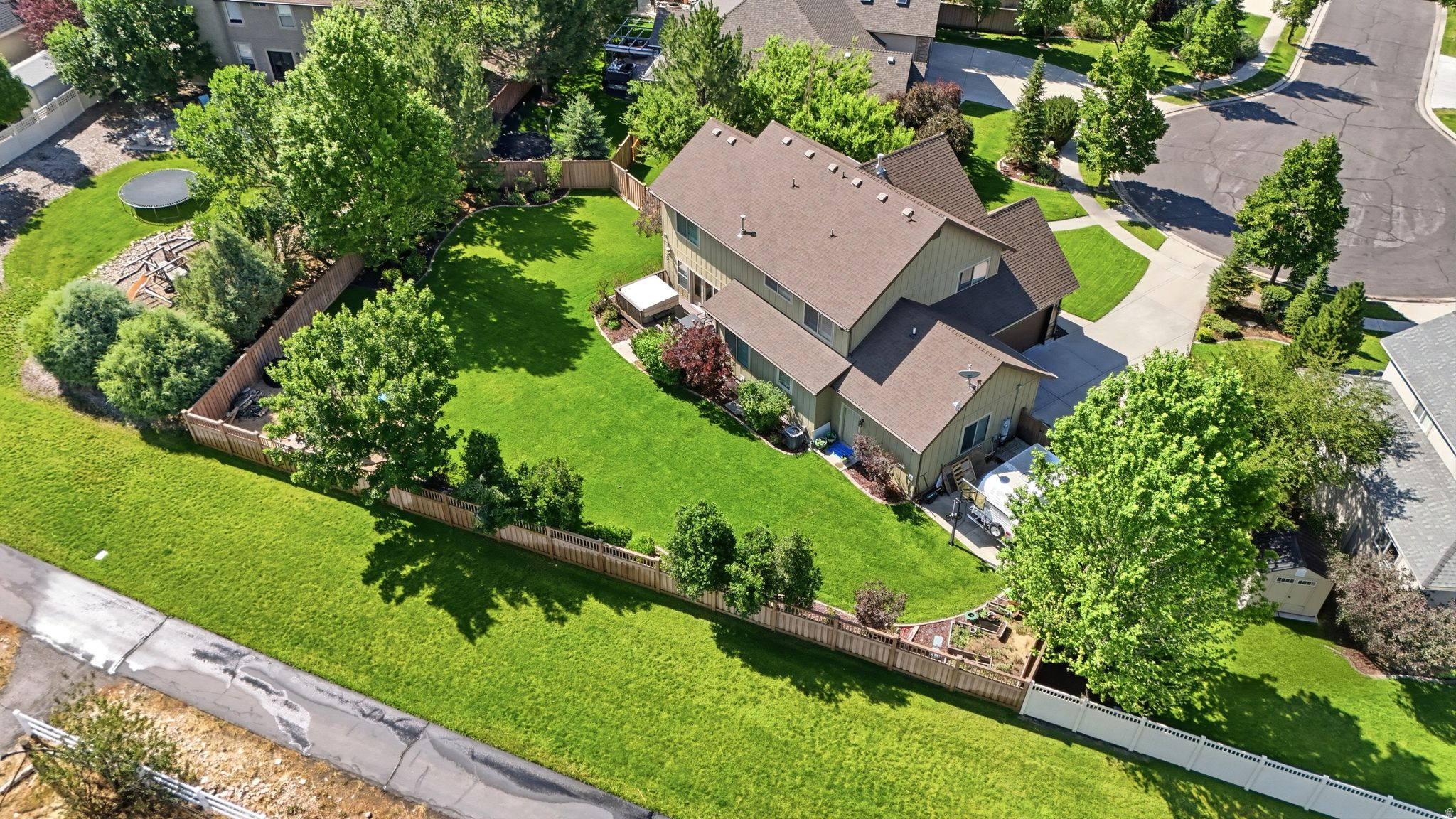 main property photo 53