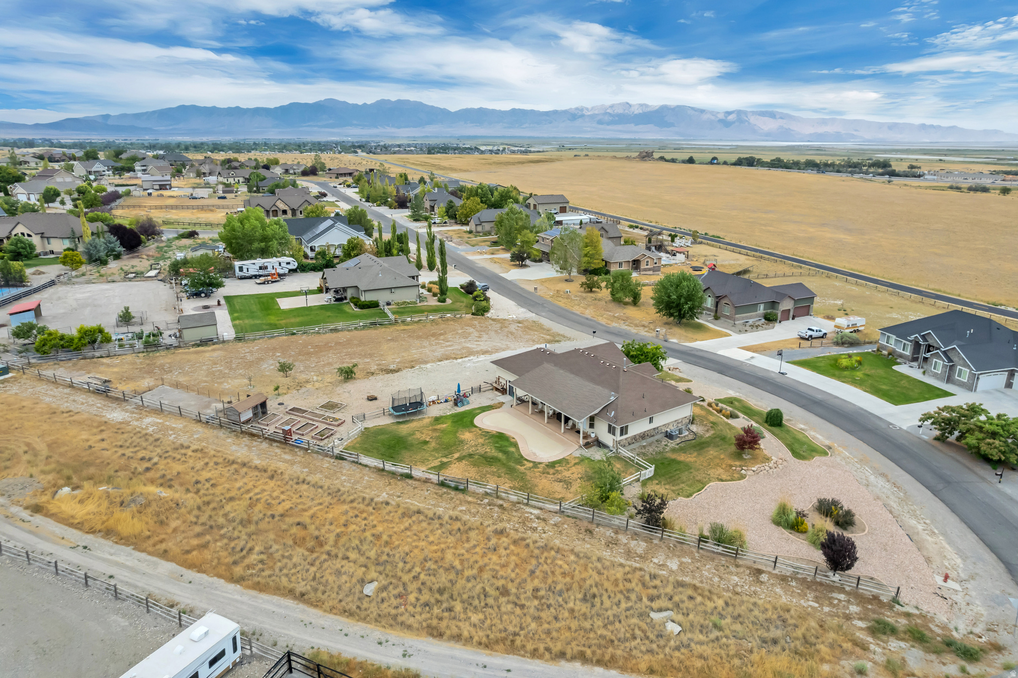main property photo 50
