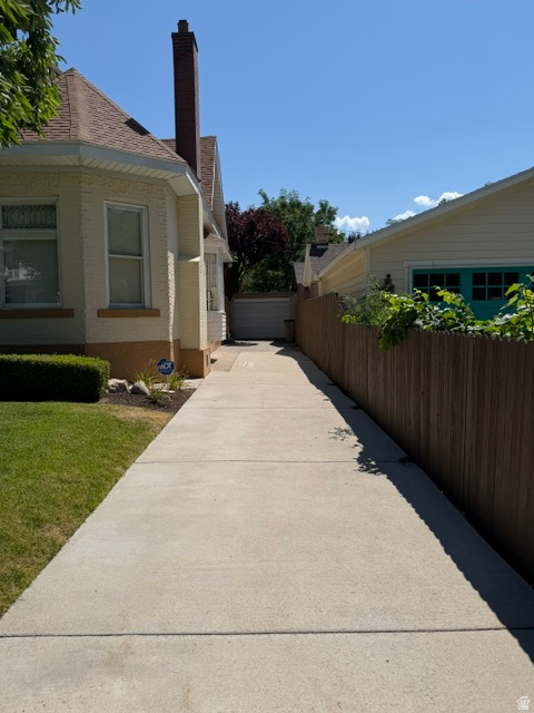 main property photo 31