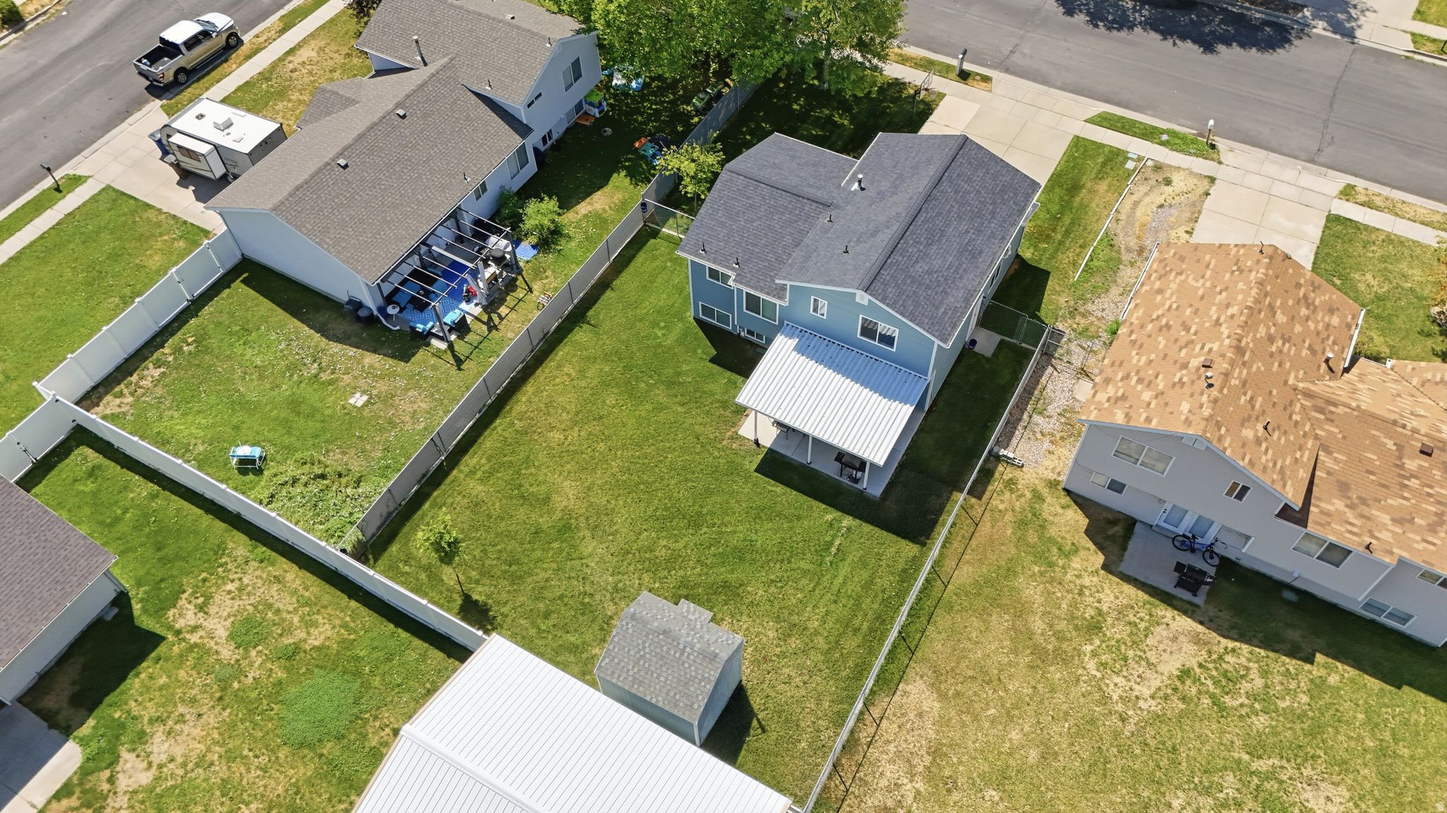 main property photo 39