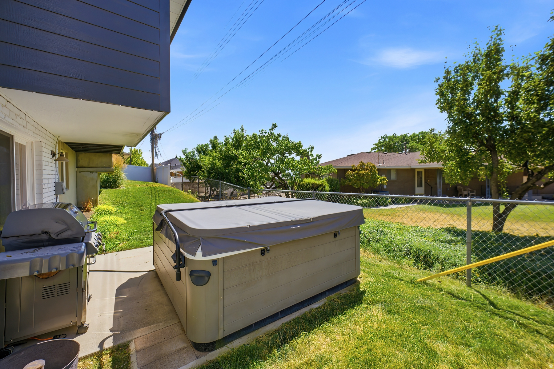 main property photo 54