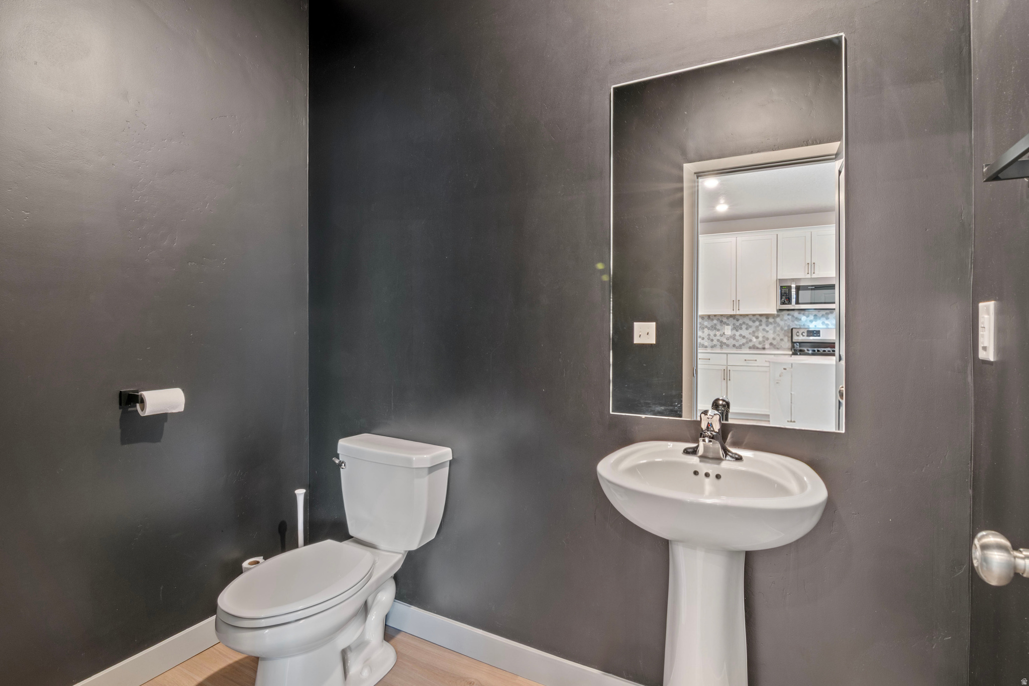 main property photo 8