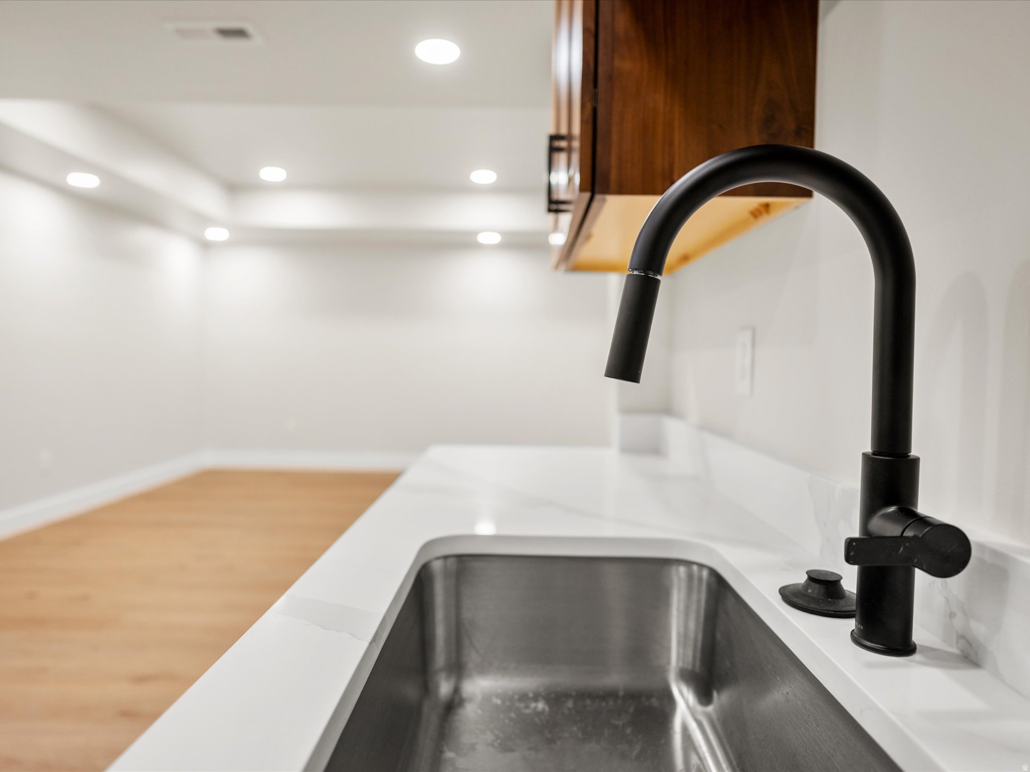 main property photo 74