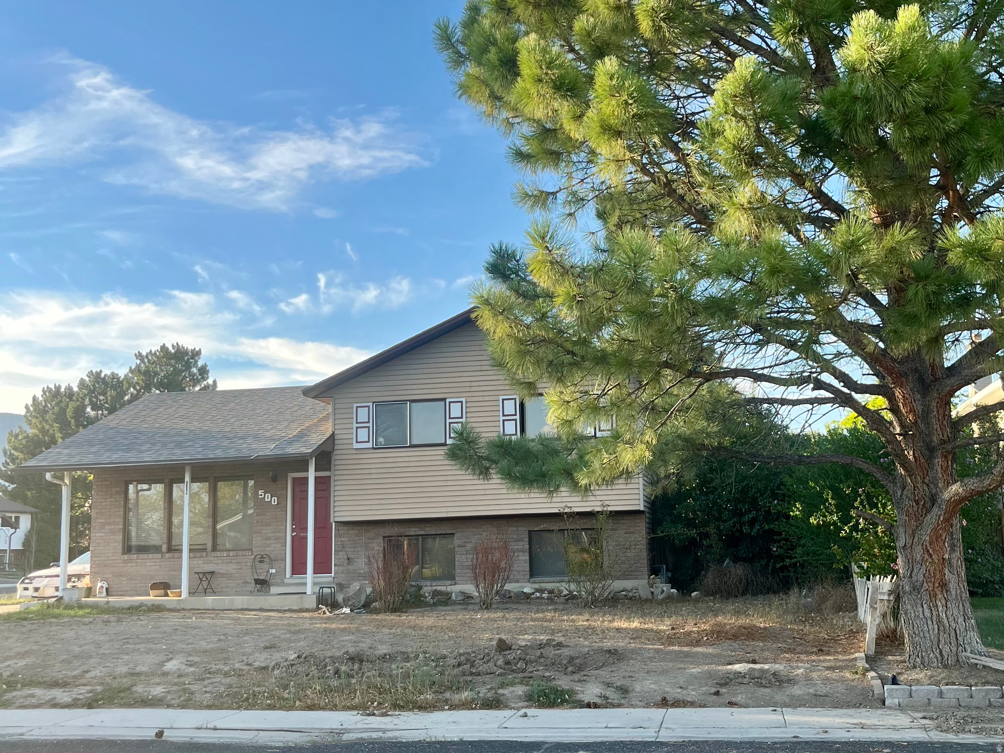 main property photo 14