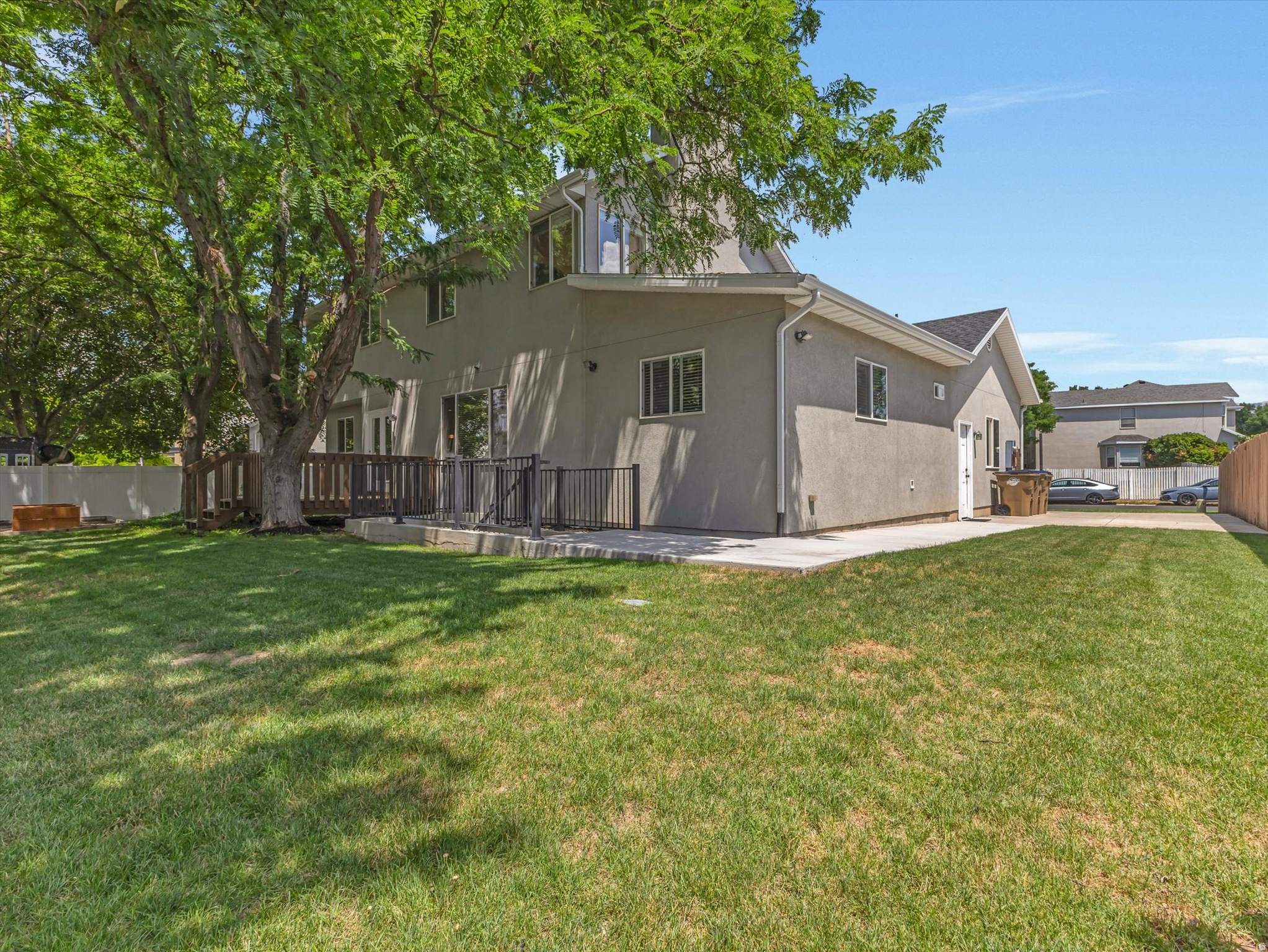 main property photo 42
