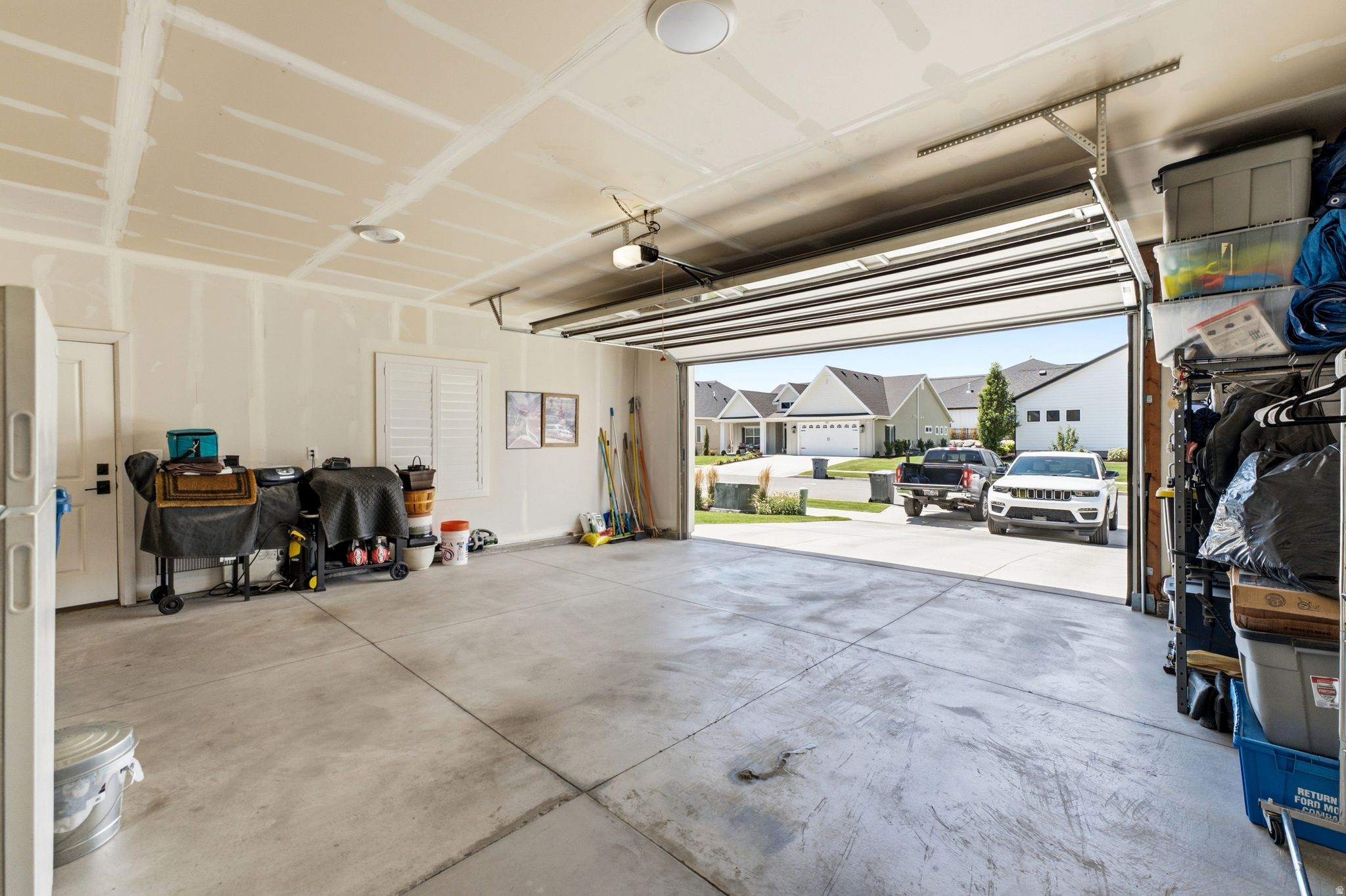 main property photo 58