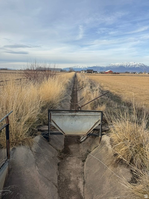 main property photo 13