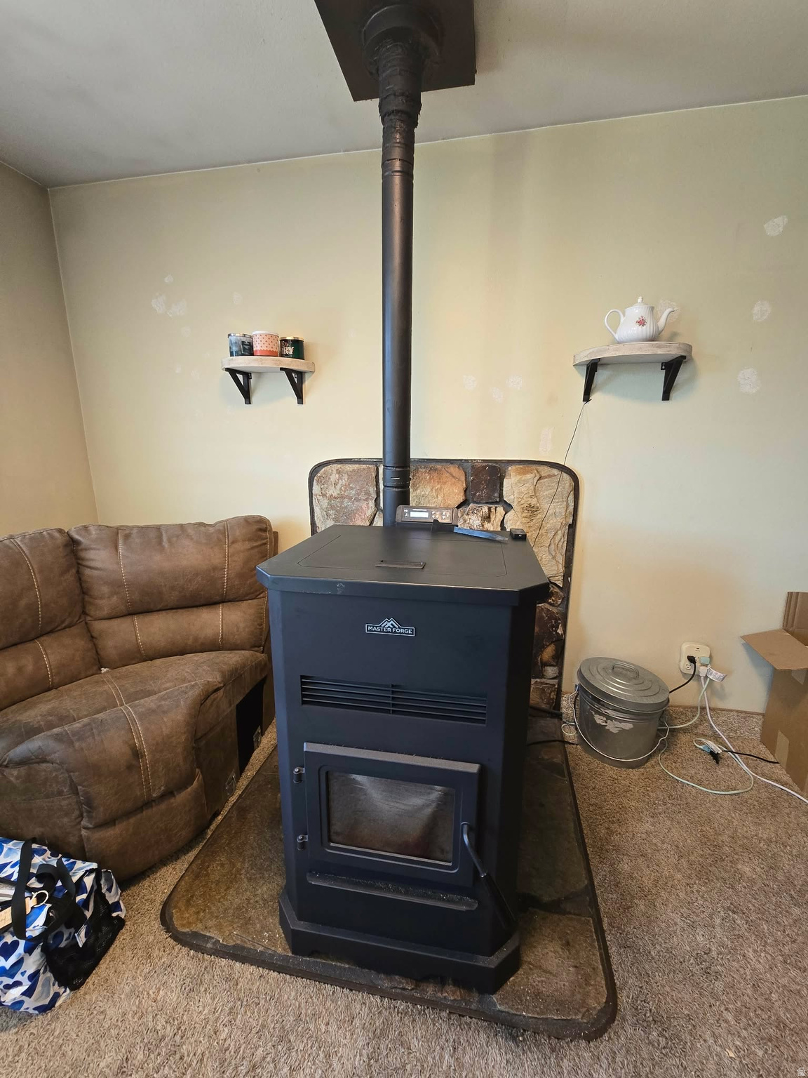 main property photo 7