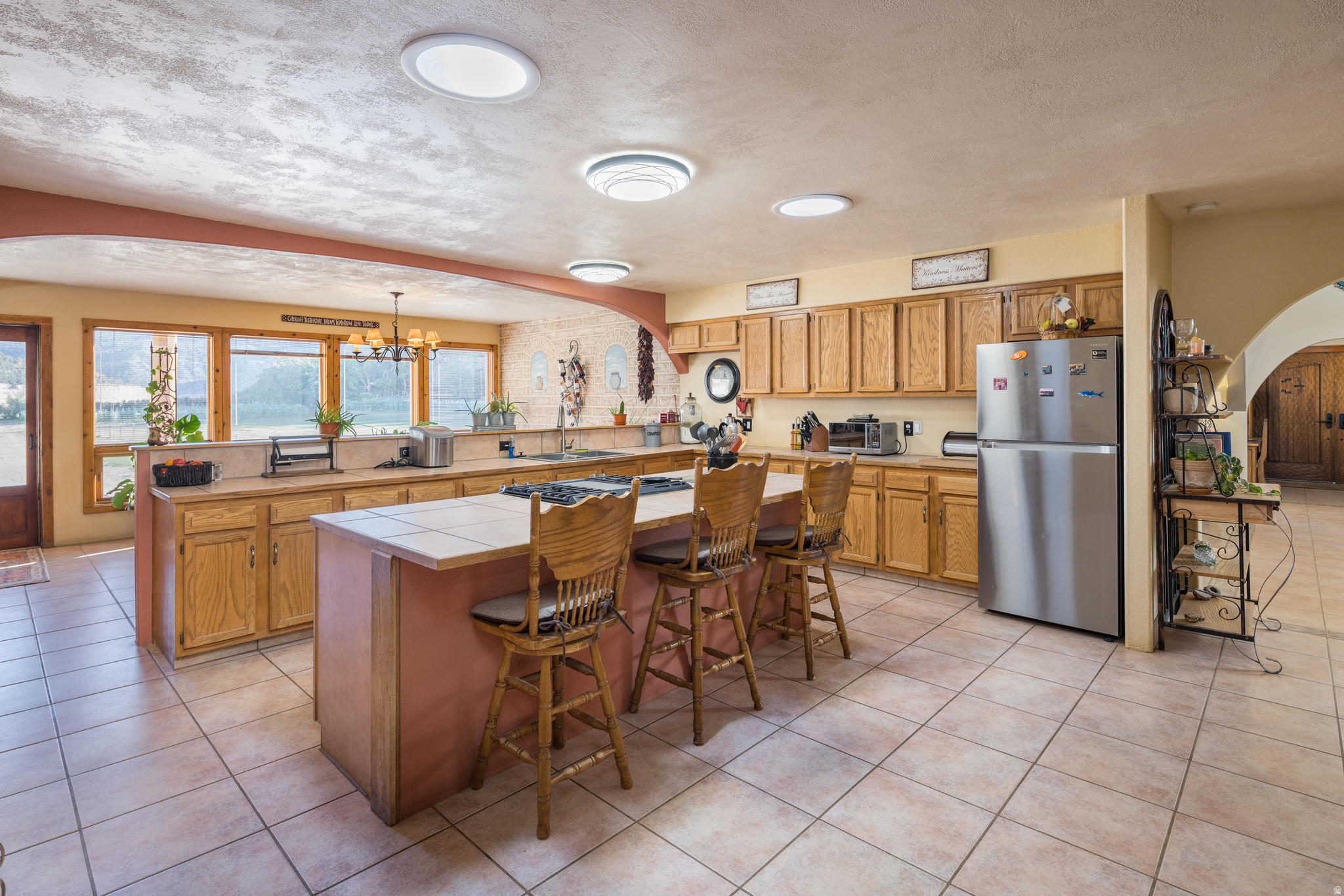 main property photo 13