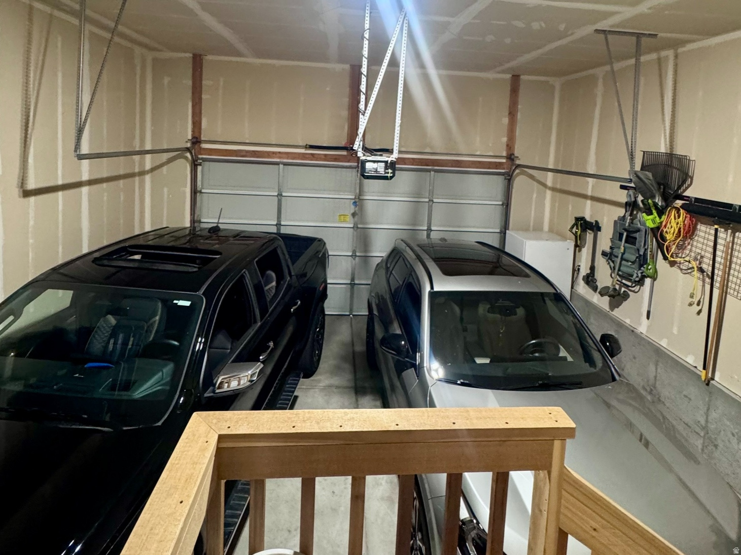 main property photo 40